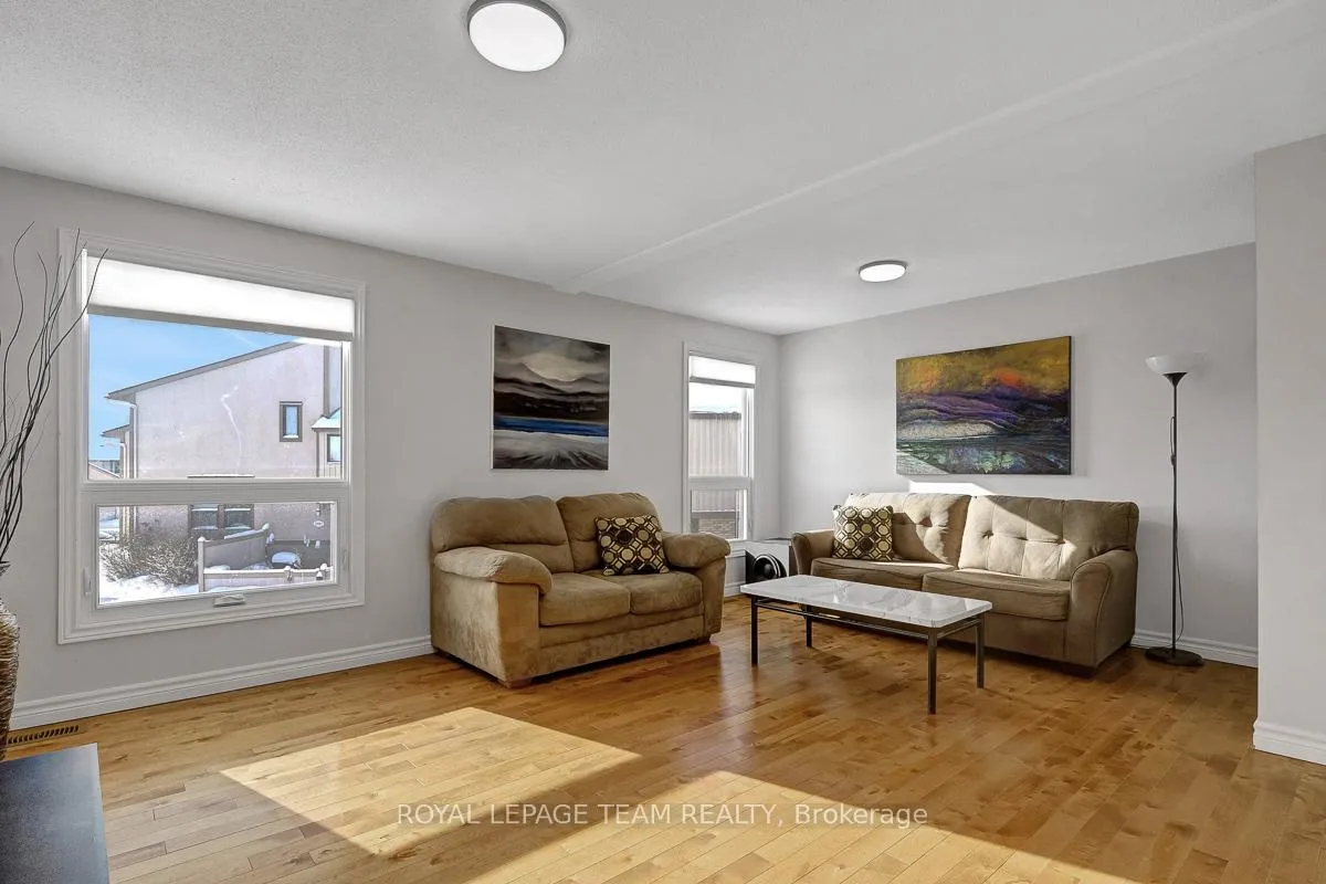 Photo 15 of Unit 35, 2027 Stonehenge Crescent, Ottawa, Pineview — HOMEH