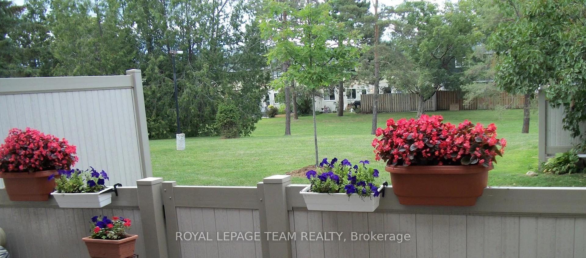 Photo 27 of Unit 35, 2027 Stonehenge Crescent, Ottawa, Pineview — HOMEH