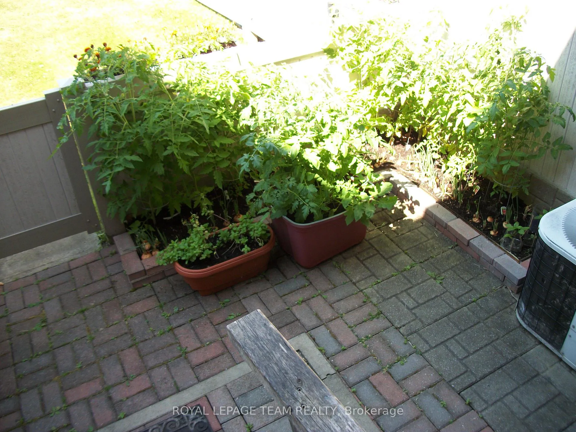 Photo 28 of Unit 35, 2027 Stonehenge Crescent, Ottawa, Pineview — HOMEH