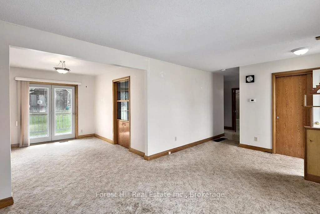 Photo 6 of 580304 60 Side Road, Chatsworth — HOMEH