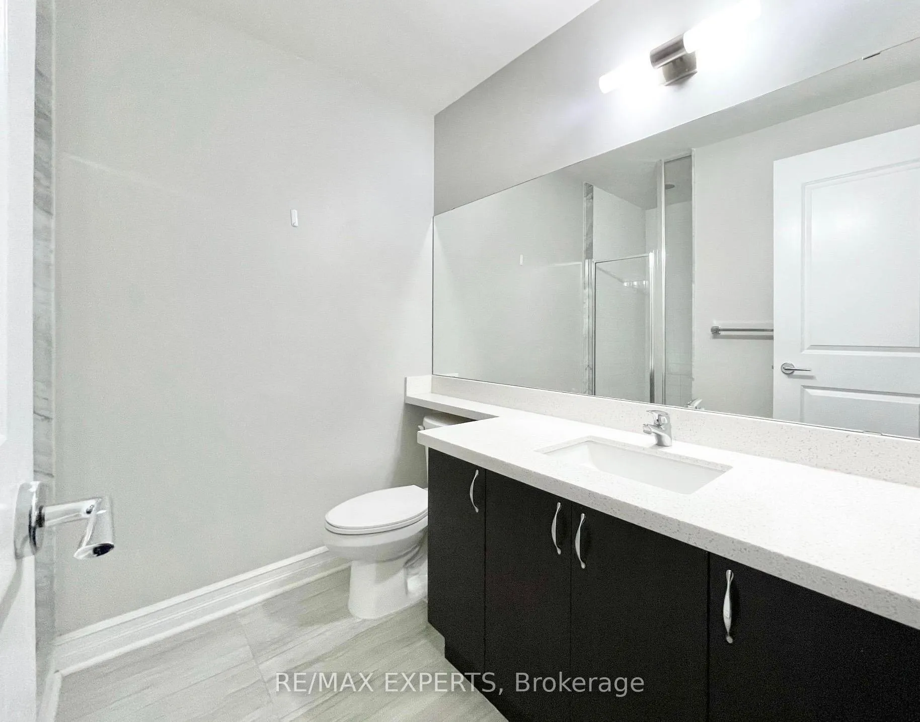 Photo 8 of Unit 104, 131 Upper Duke Crescent, Markham, Unionville — HOMEH