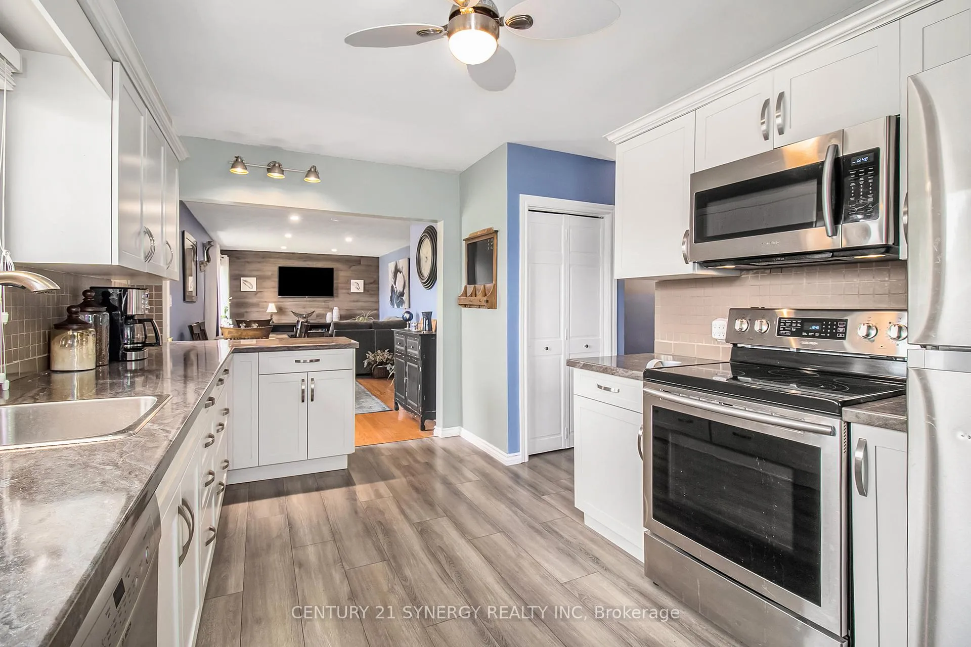 Photo 5 of 92 Jasper Avenue, Smiths Falls — HOMEH