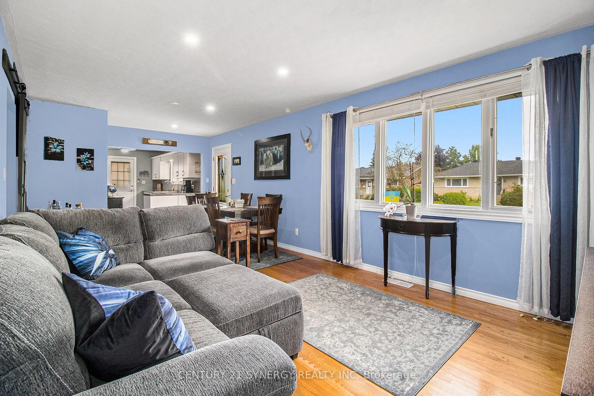 Photo 10 of 92 Jasper Avenue, Smiths Falls — HOMEH