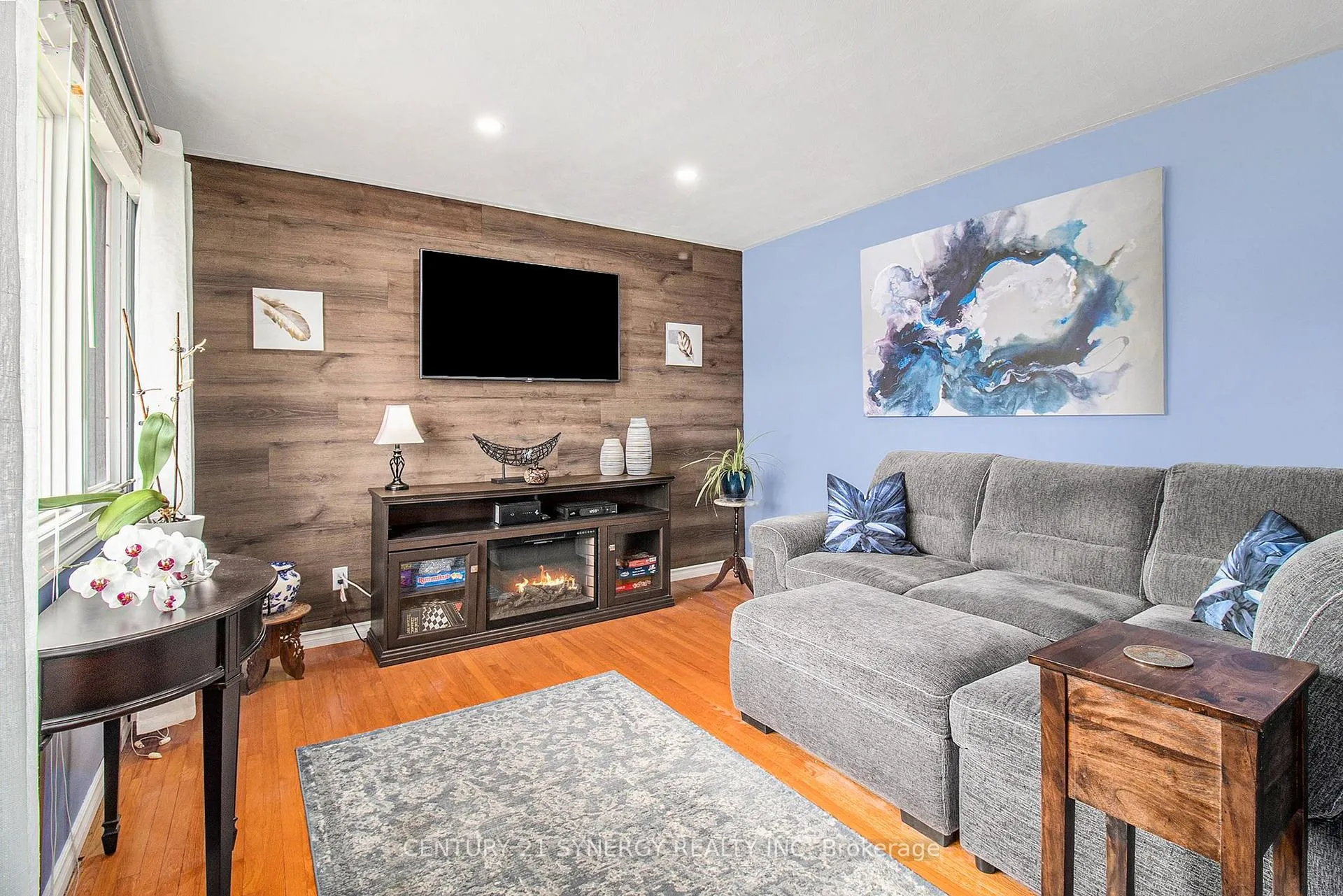 Photo 11 of 92 Jasper Avenue, Smiths Falls — HOMEH