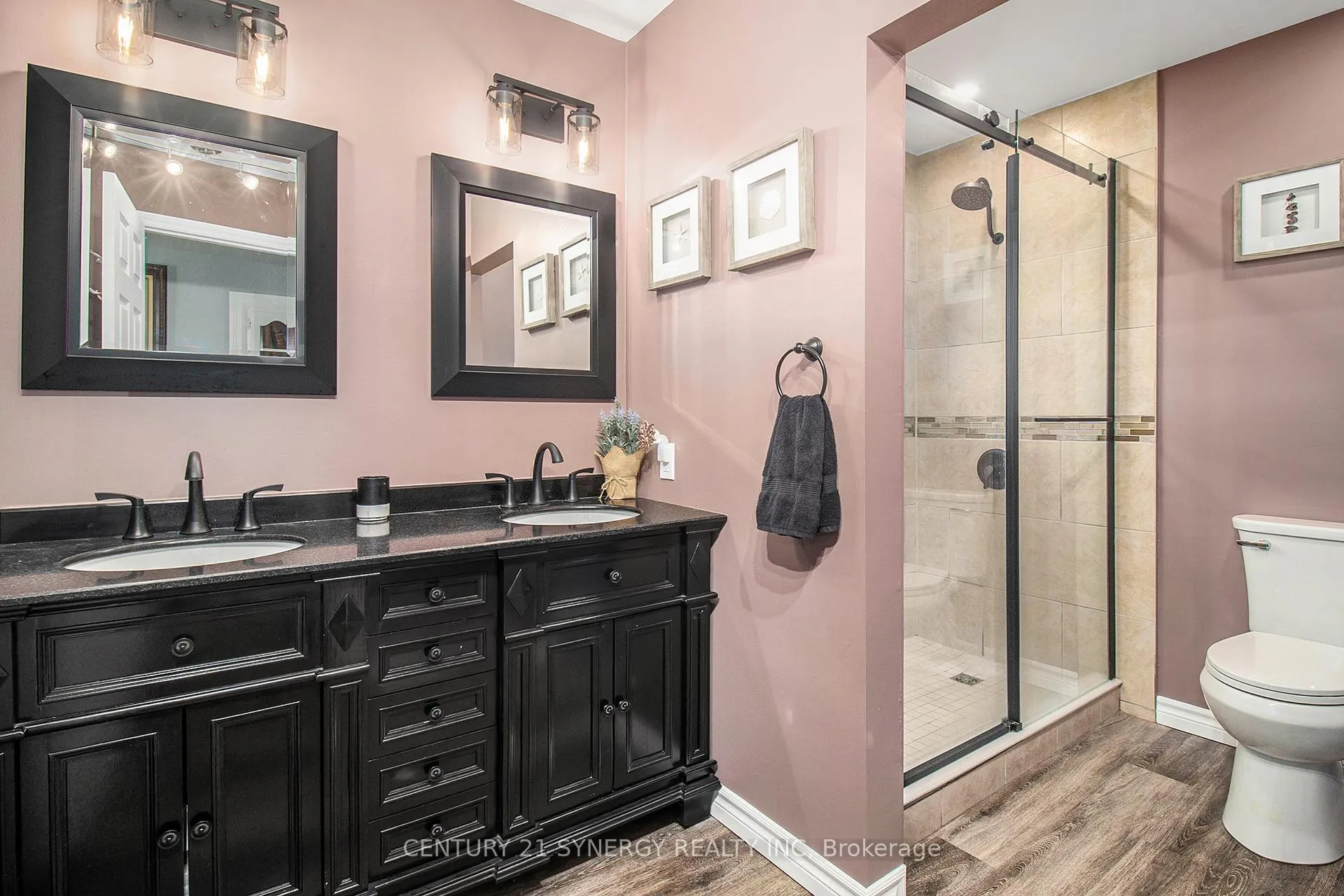 Photo 15 of 92 Jasper Avenue, Smiths Falls — HOMEH