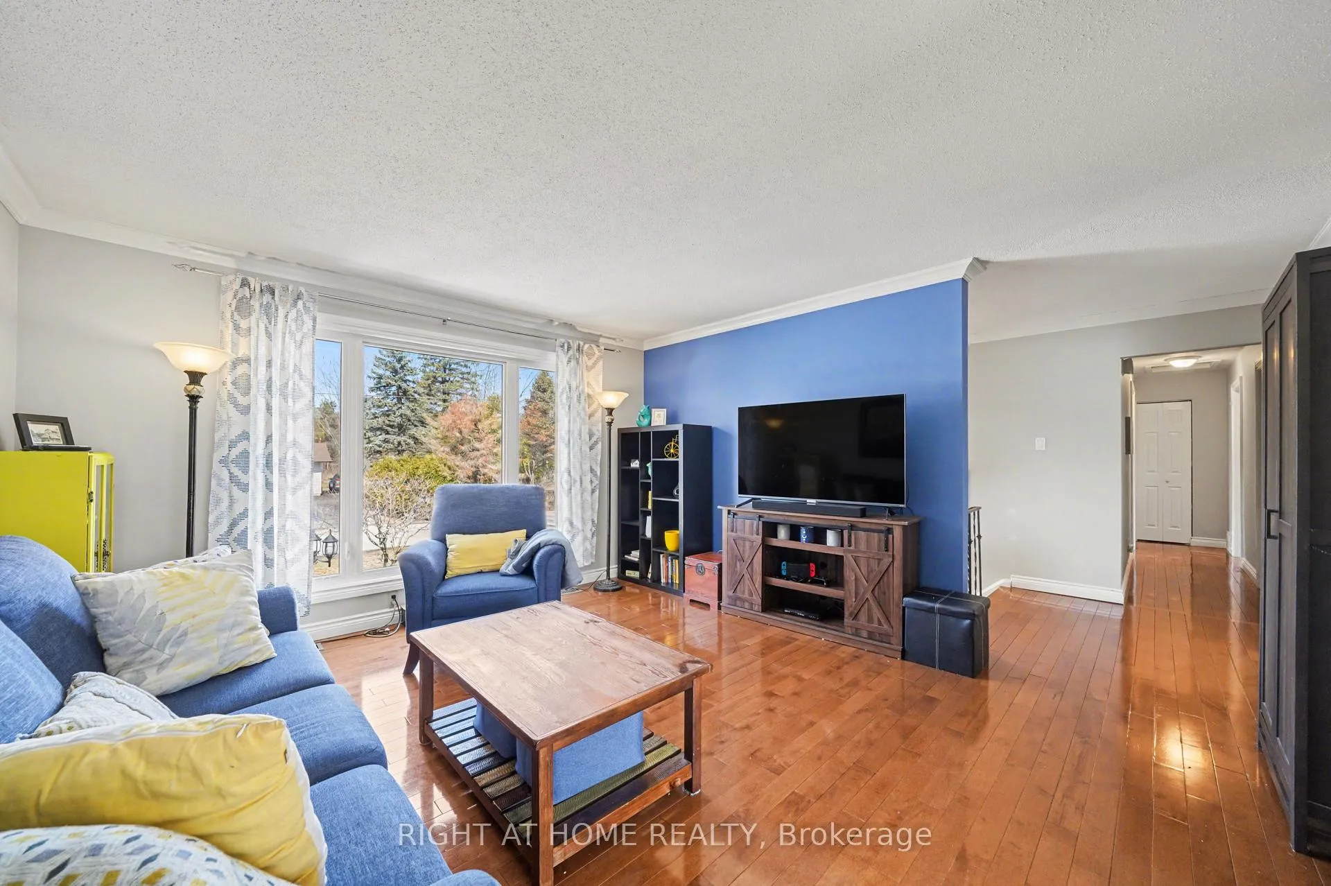 Photo 5 of 5424 Taylor Way, Ottawa, Osgoode — HOMEH