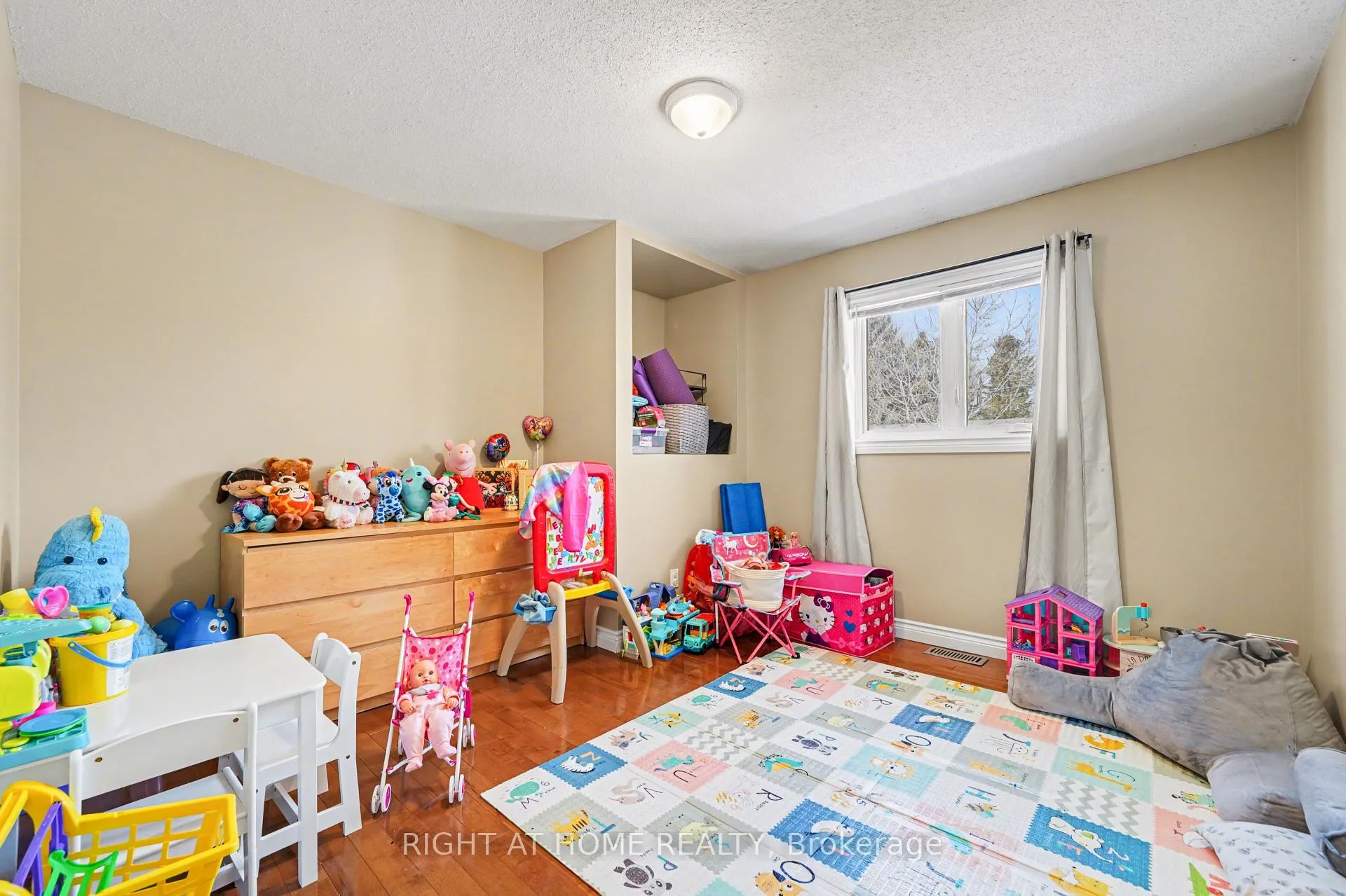 Photo 16 of 5424 Taylor Way, Ottawa, Osgoode — HOMEH