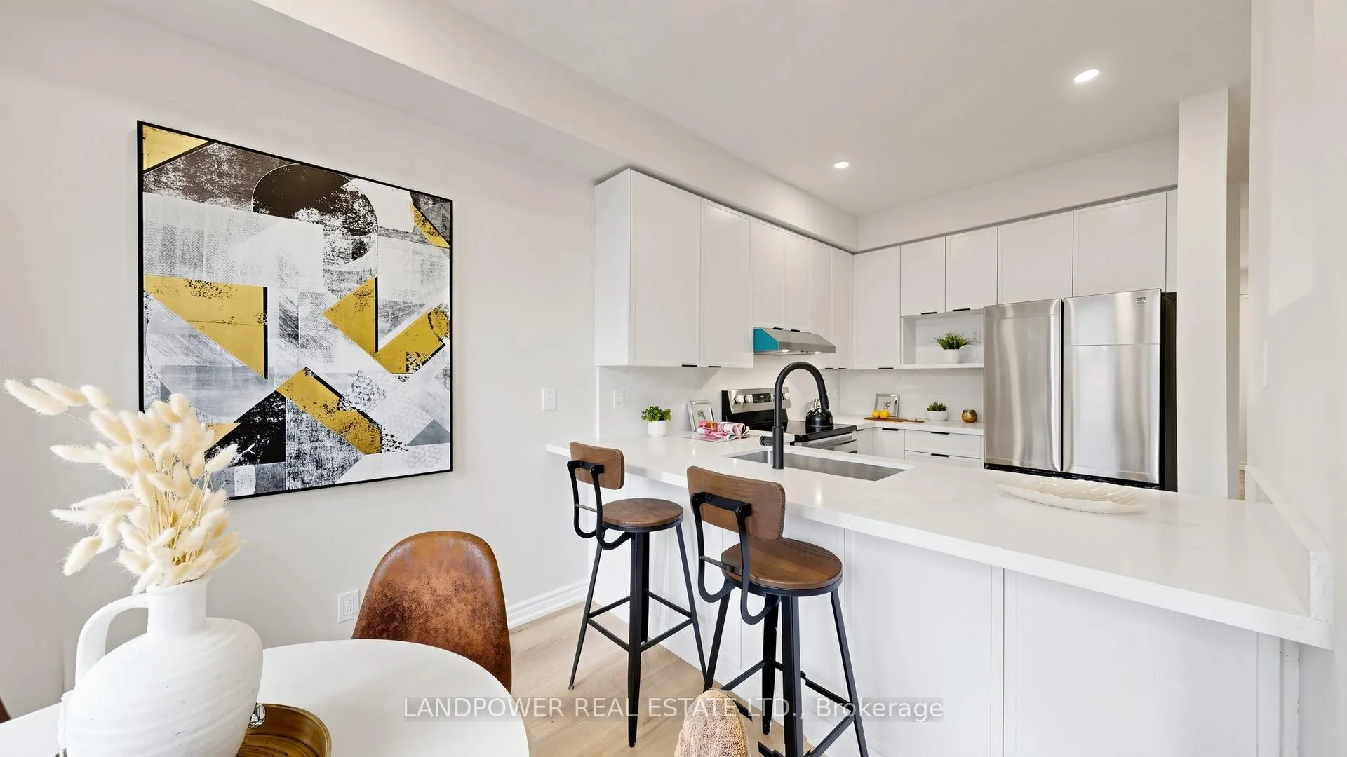 Photo 17 of 47 Queens Plate Drive, Markham, Angus Glen — HOMEH