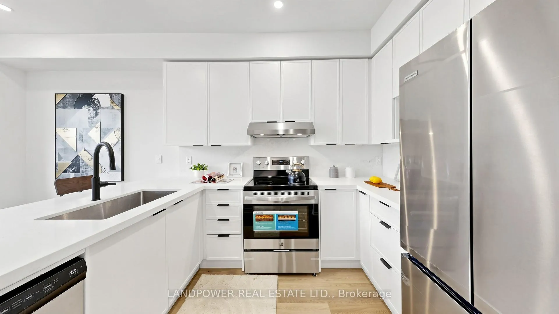 Photo 18 of 47 Queens Plate Drive, Markham, Angus Glen — HOMEH