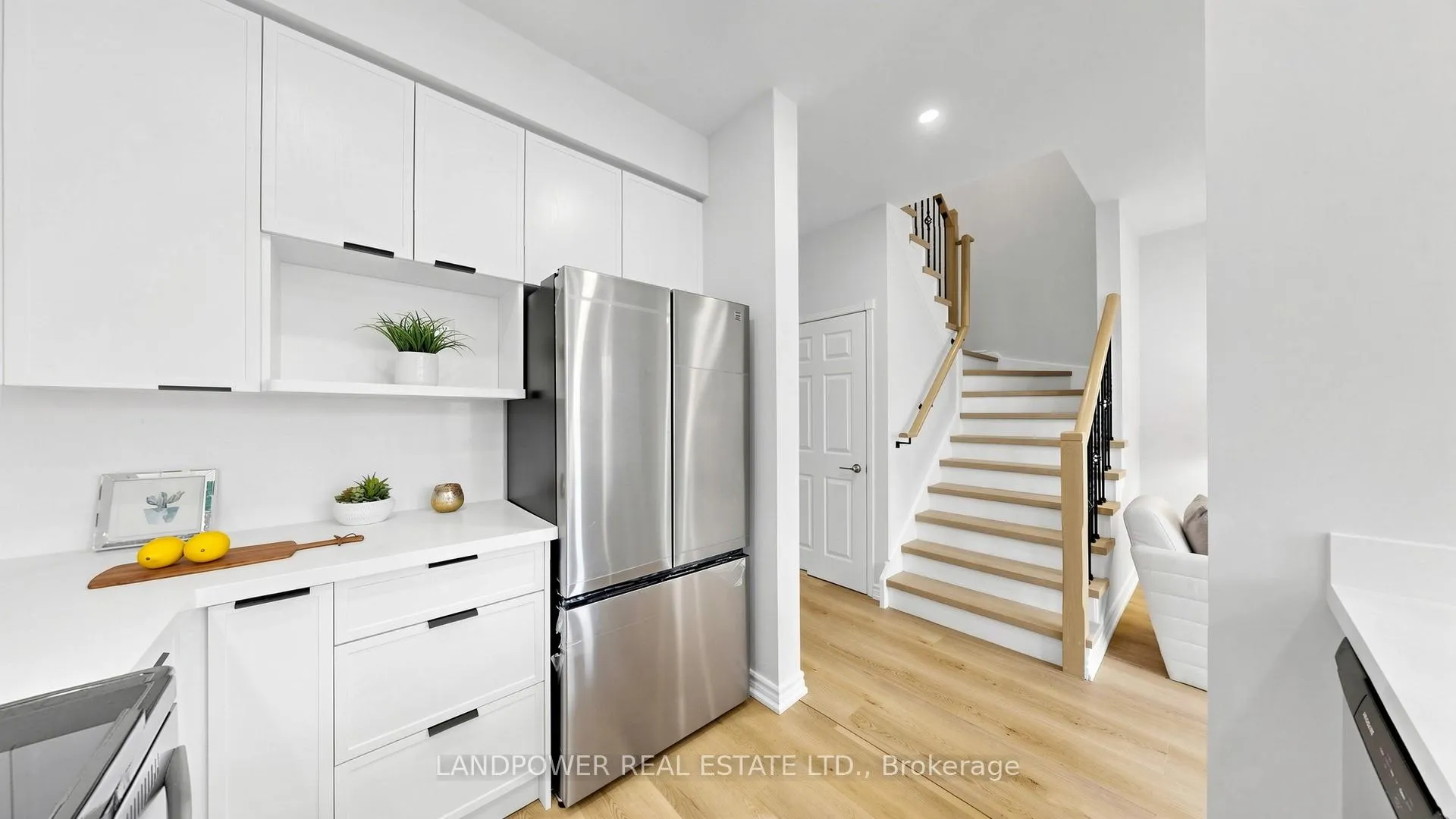 Photo 20 of 47 Queens Plate Drive, Markham, Angus Glen — HOMEH