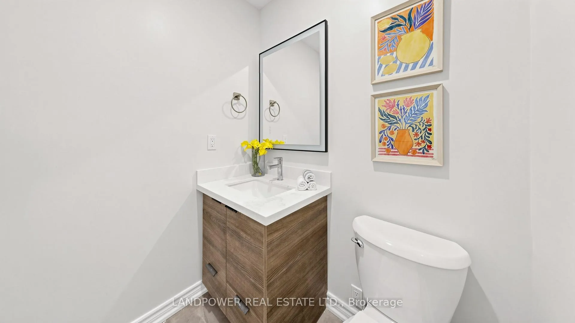 Photo 24 of 47 Queens Plate Drive, Markham, Angus Glen — HOMEH