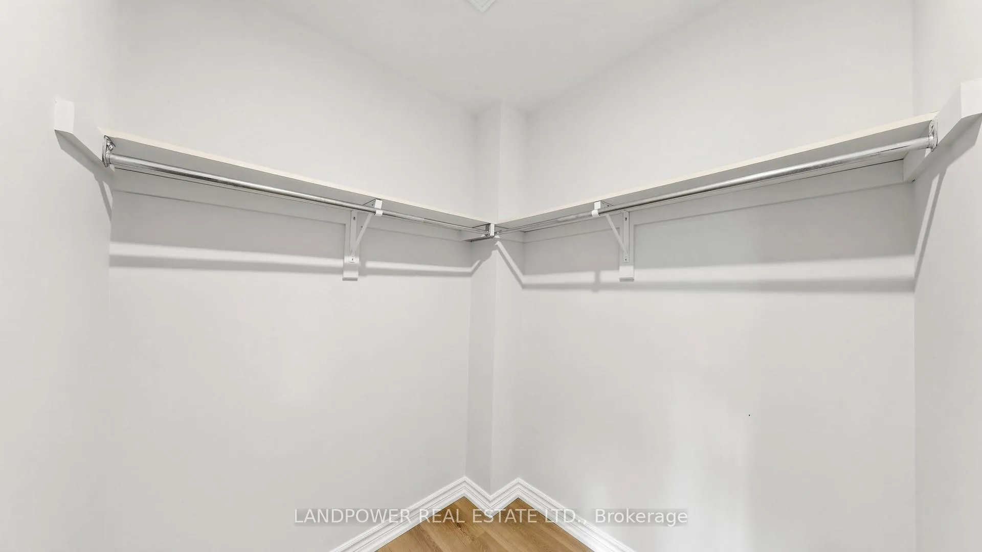Photo 33 of 47 Queens Plate Drive, Markham, Angus Glen — HOMEH