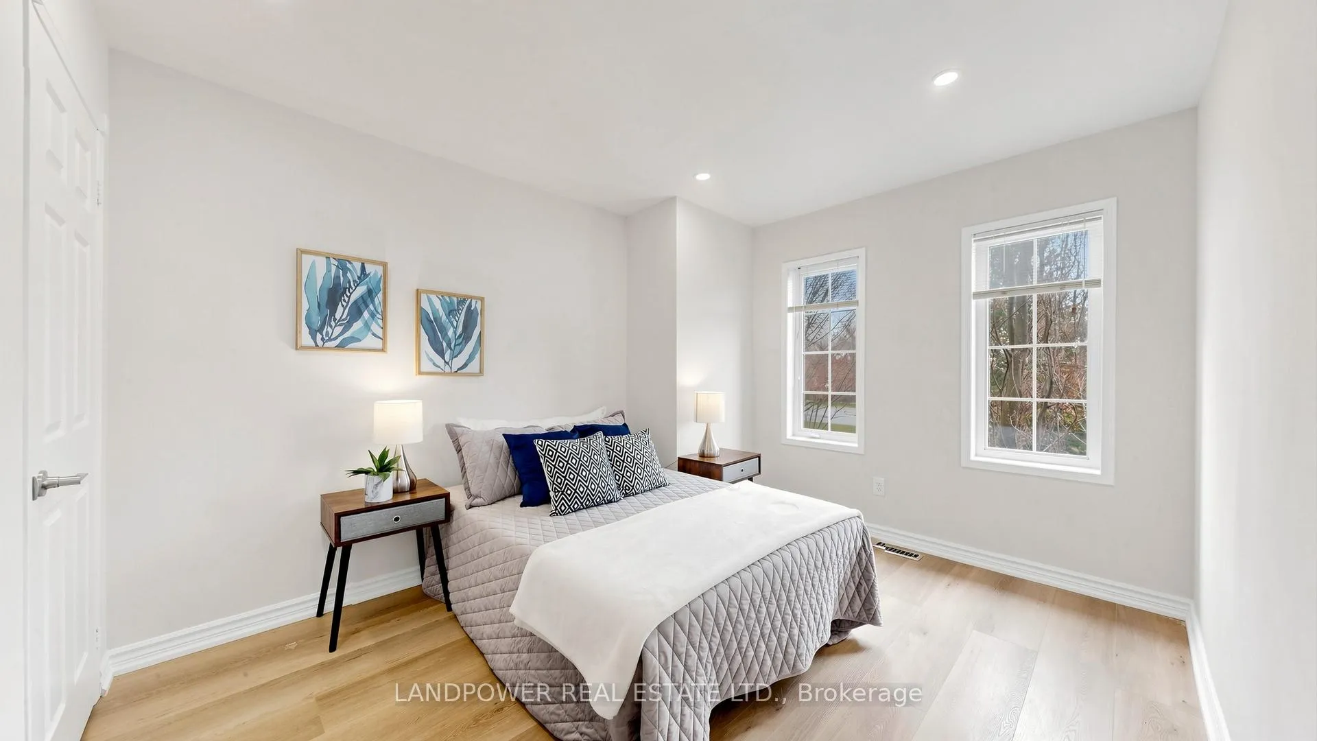 Photo 36 of 47 Queens Plate Drive, Markham, Angus Glen — HOMEH