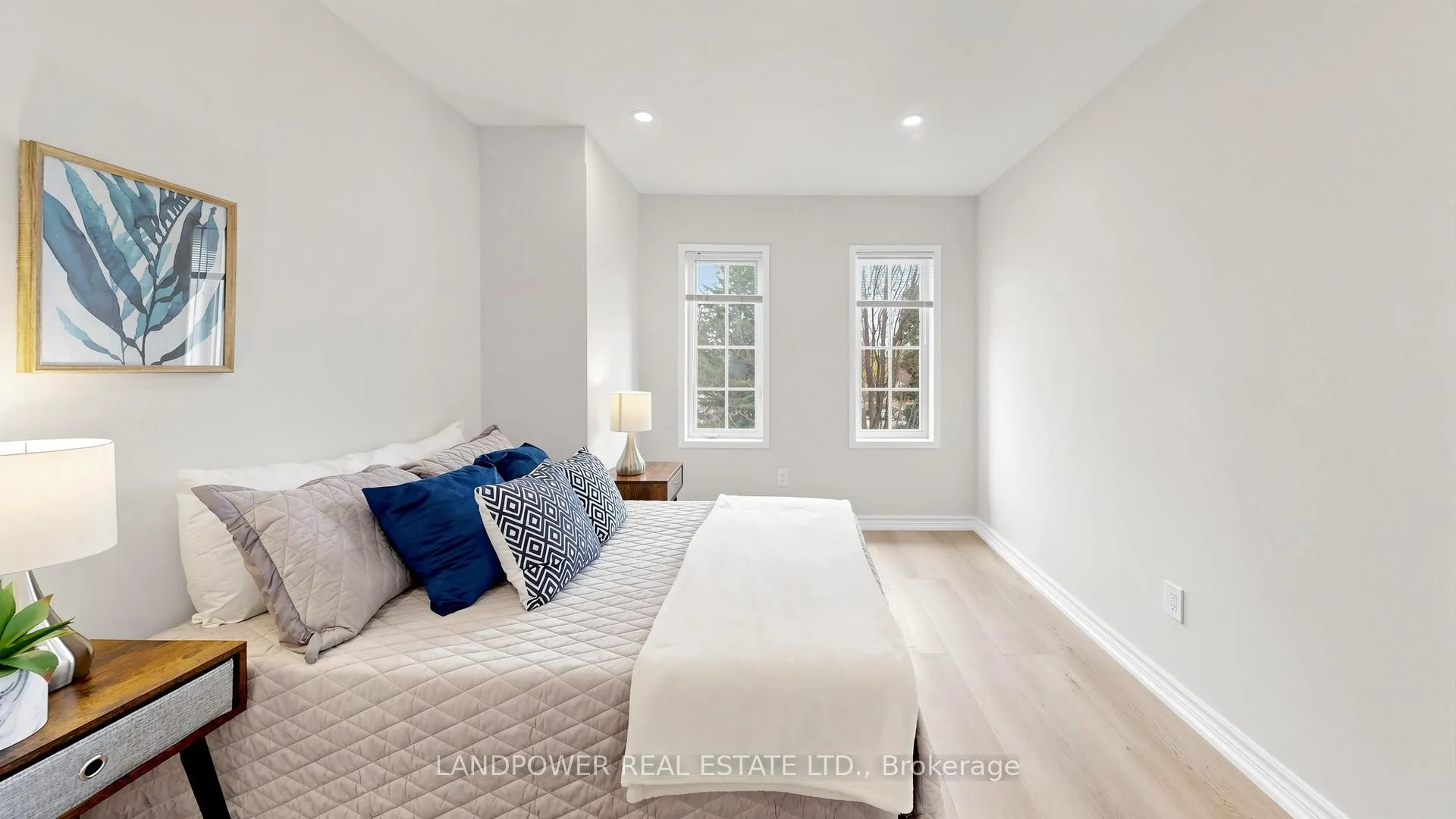 Photo 37 of 47 Queens Plate Drive, Markham, Angus Glen — HOMEH