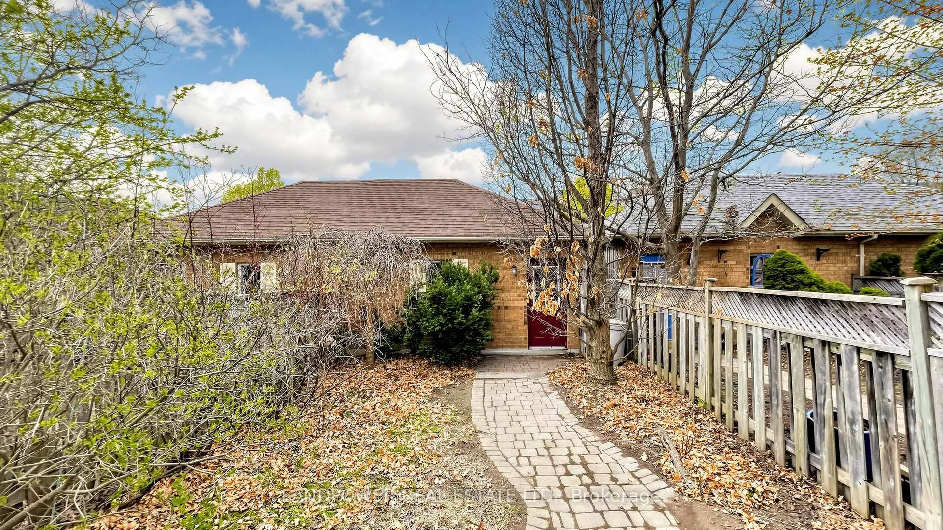 Photo 48 of 47 Queens Plate Drive, Markham, Angus Glen — HOMEH
