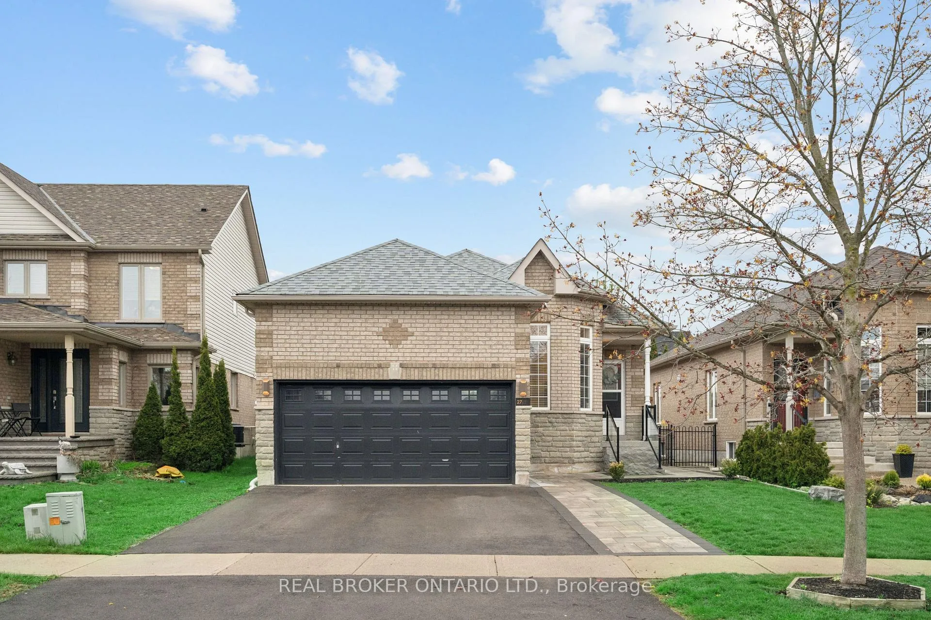 Front of 27 Spruce Boulevard