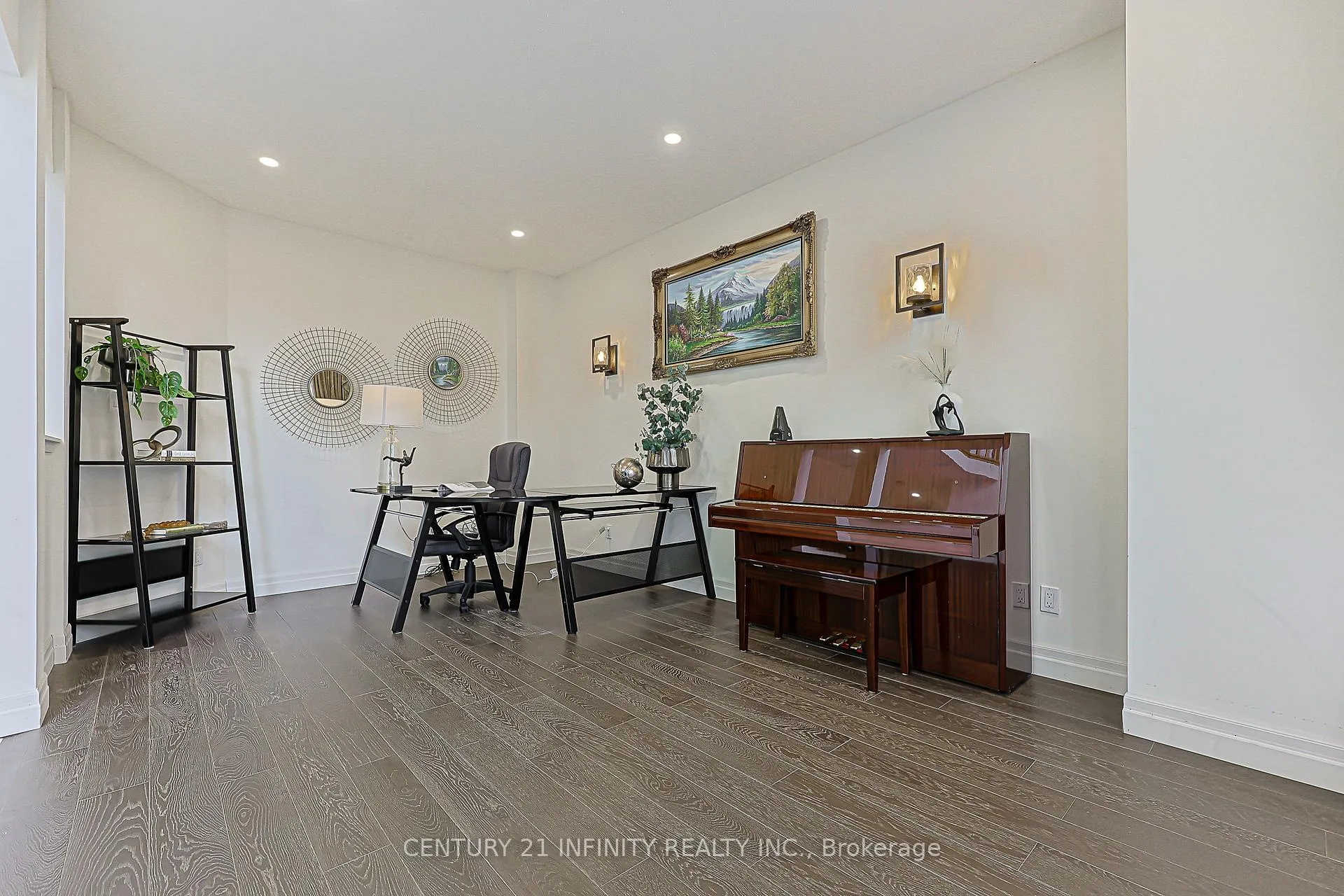 Photo 5 of 59 Splendor Drive, Whitby, Williamsburg — HOMEH