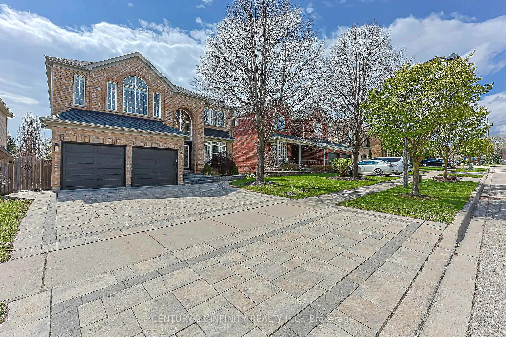 Photo 48 of 59 Splendor Drive, Whitby, Williamsburg — HOMEH