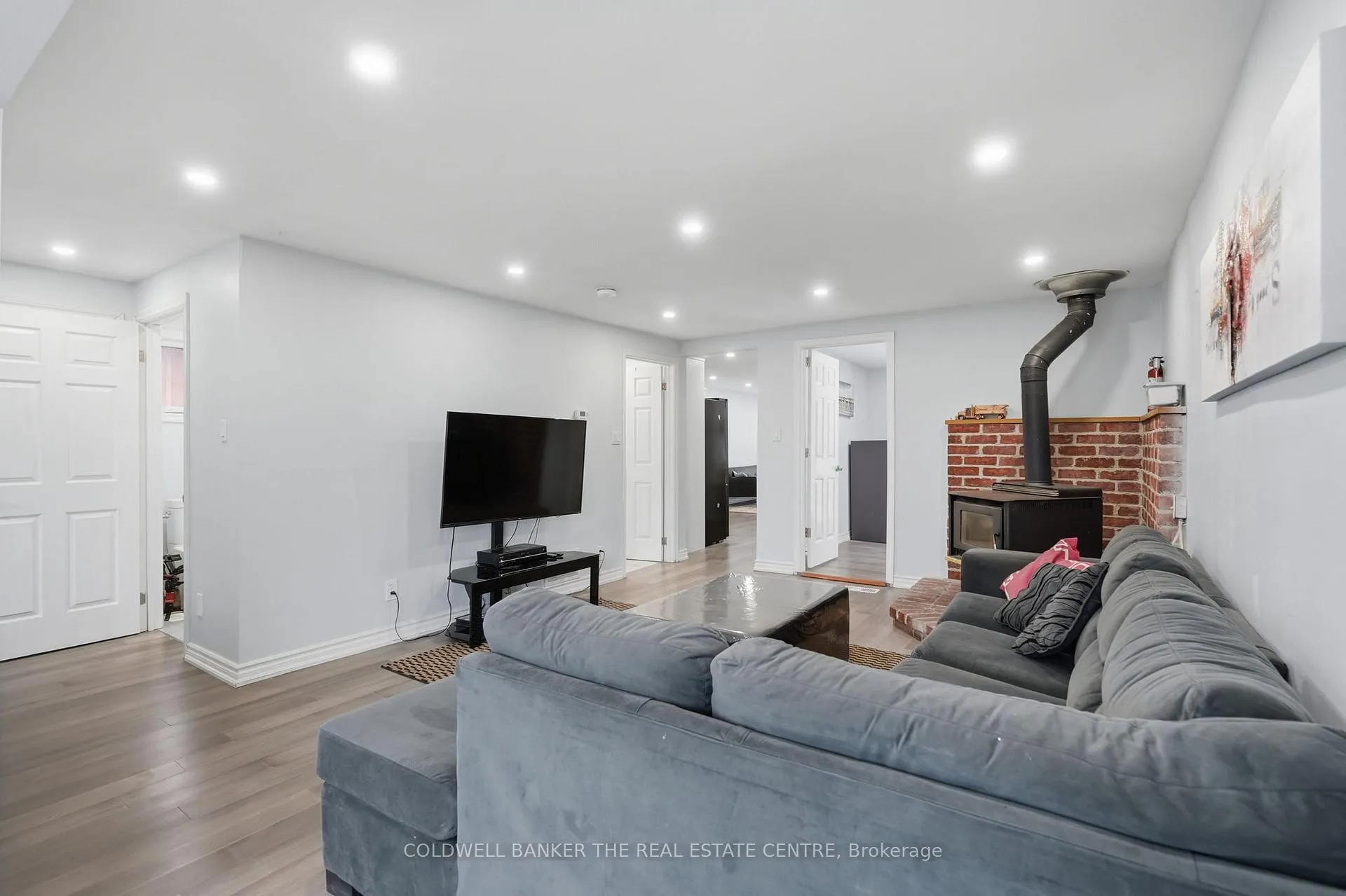 Photo 11 of 749 Innisfil Beach Road, Innisfil, Alcona — HOMEH