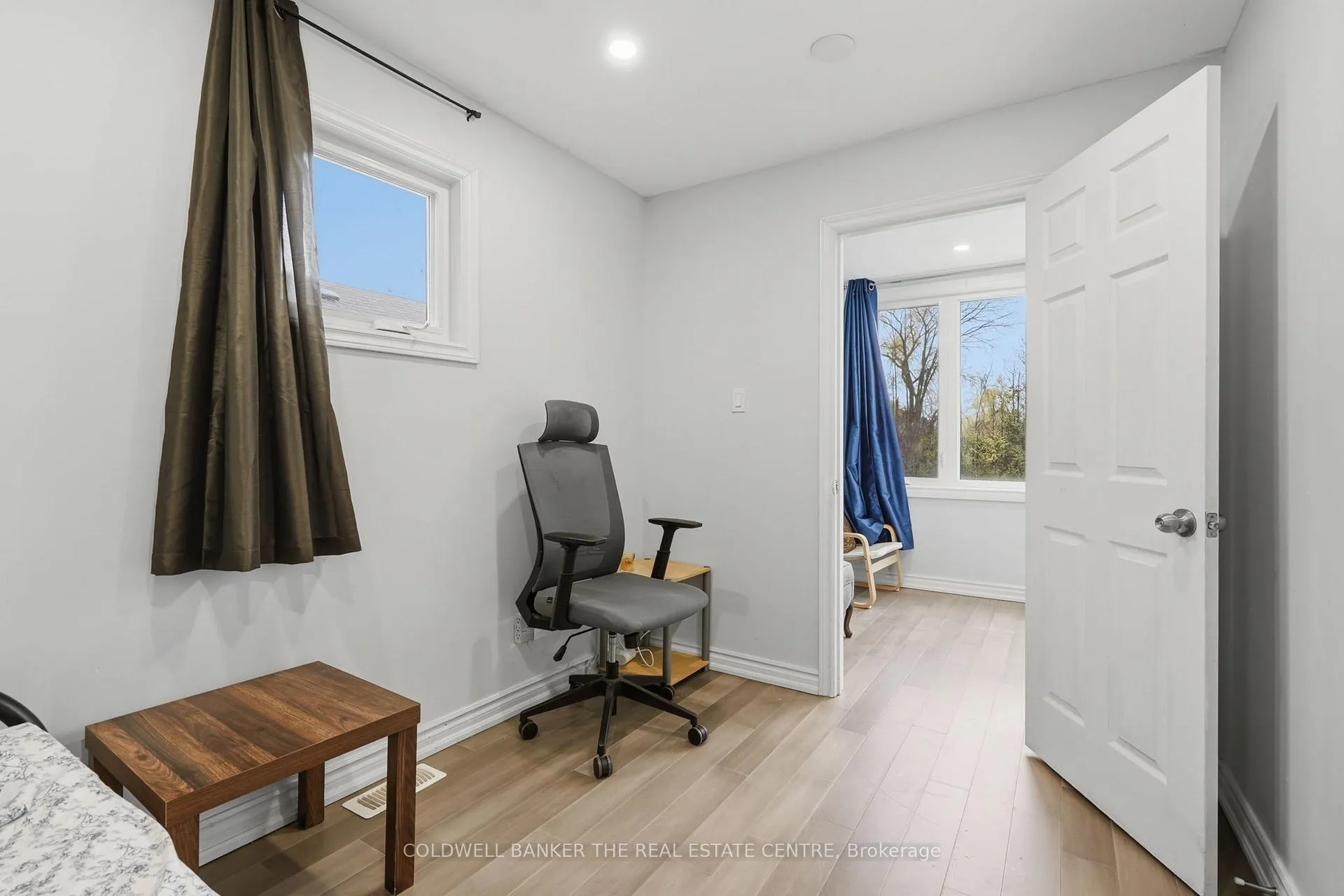 Photo 21 of 749 Innisfil Beach Road, Innisfil, Alcona — HOMEH