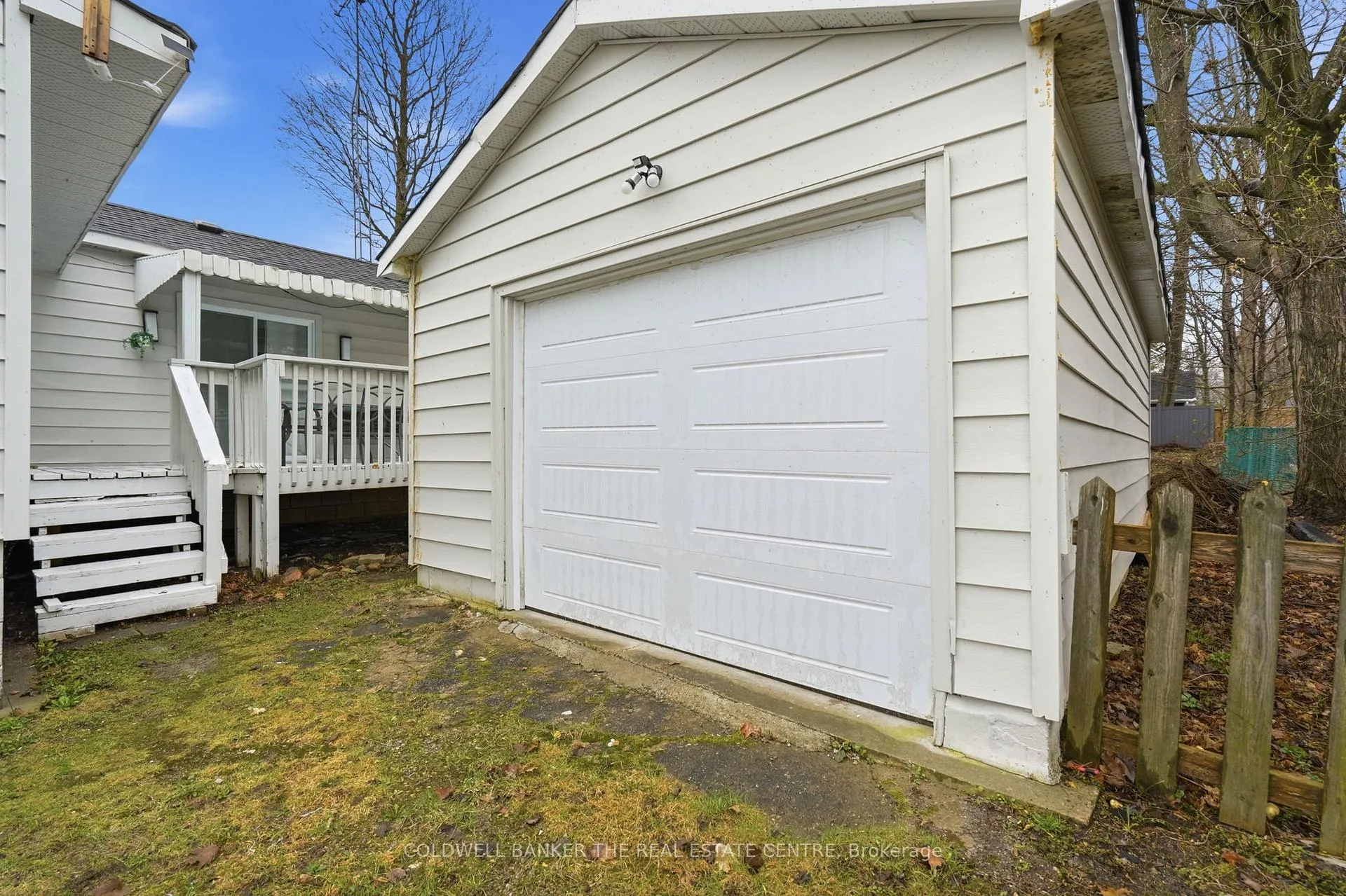 Photo 22 of 749 Innisfil Beach Road, Innisfil, Alcona — HOMEH