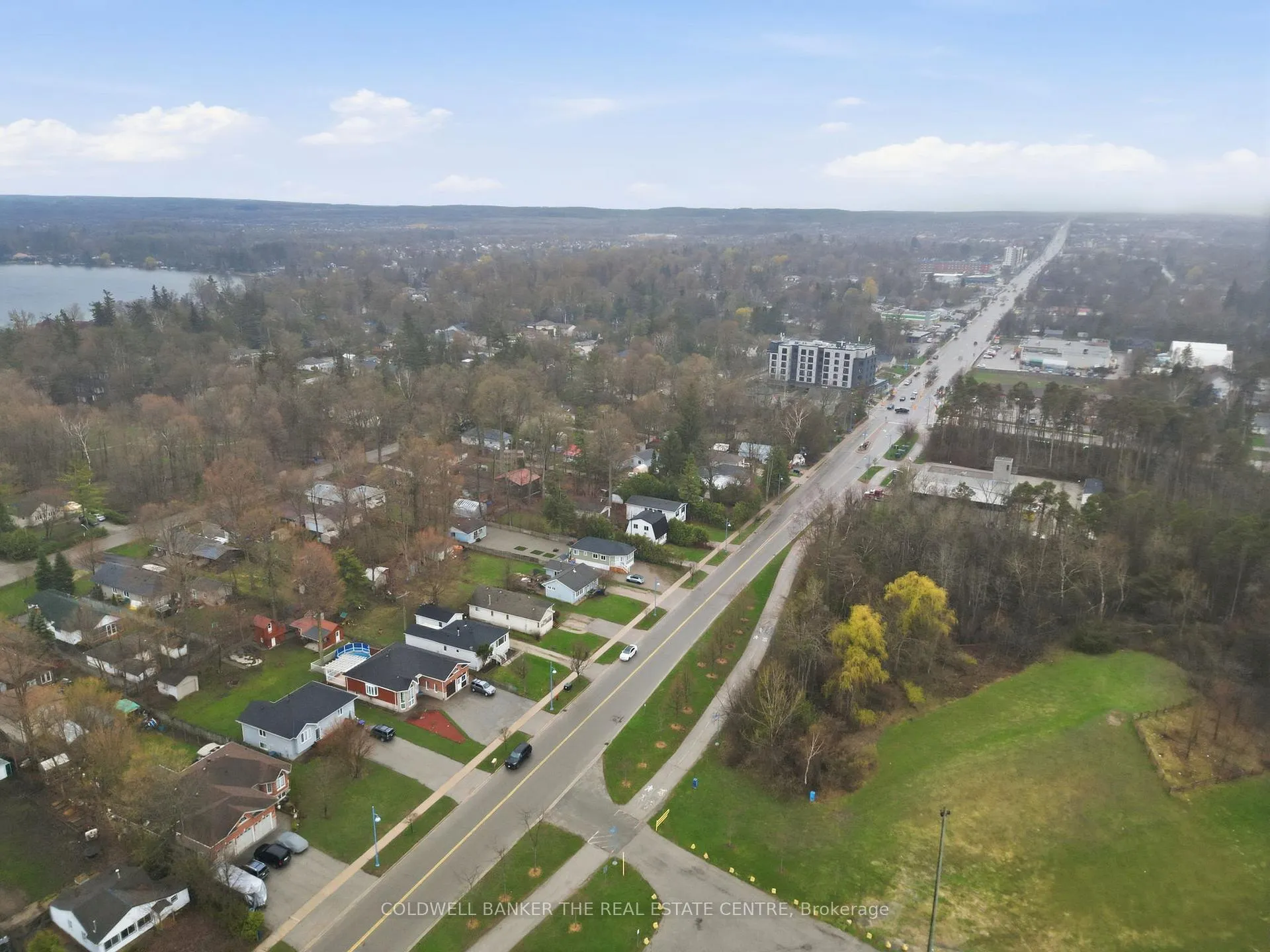 Photo 27 of 749 Innisfil Beach Road, Innisfil, Alcona — HOMEH