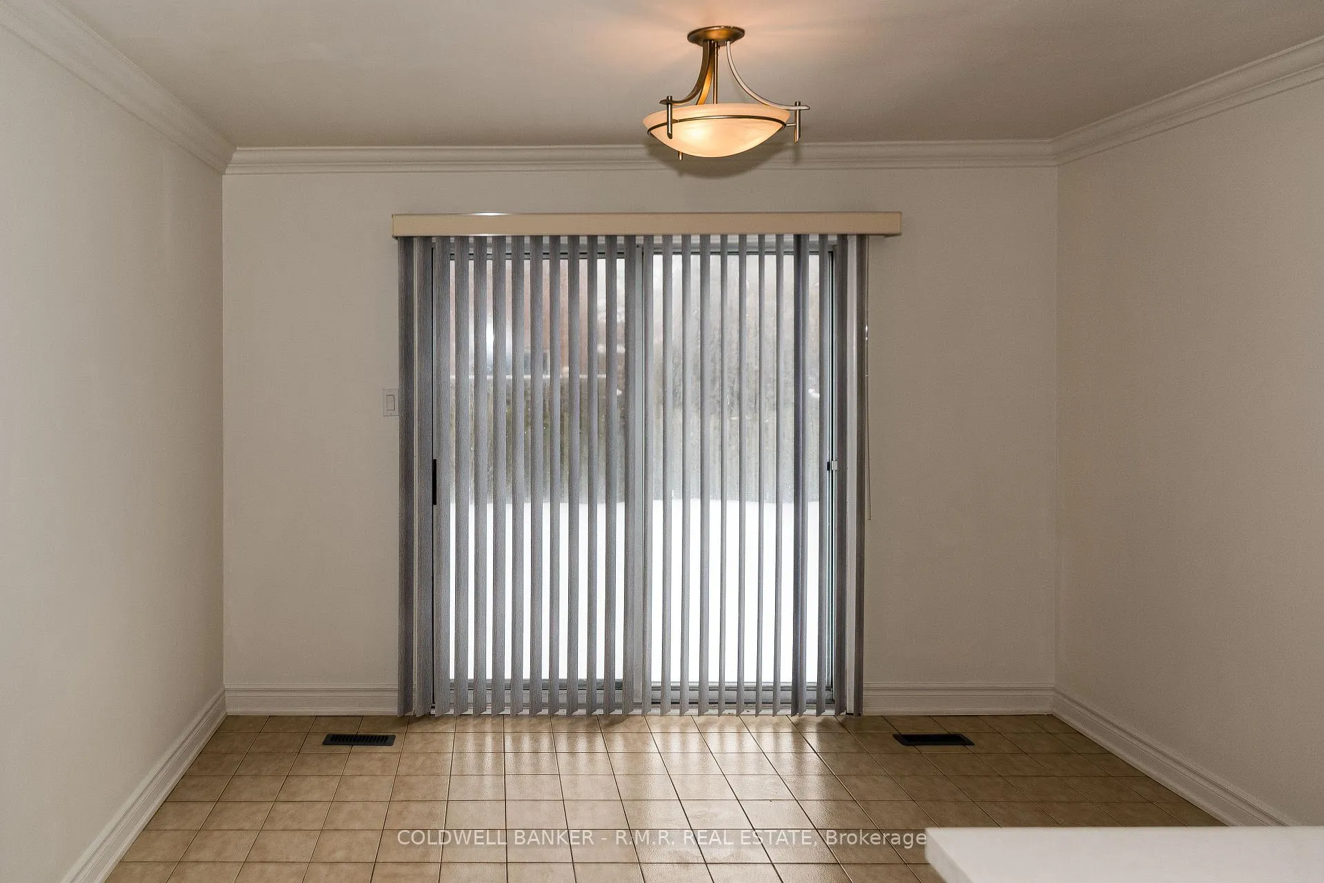 Photo 10 of 11 Foster Crescent, Whitby, Rolling Acres — HOMEH
