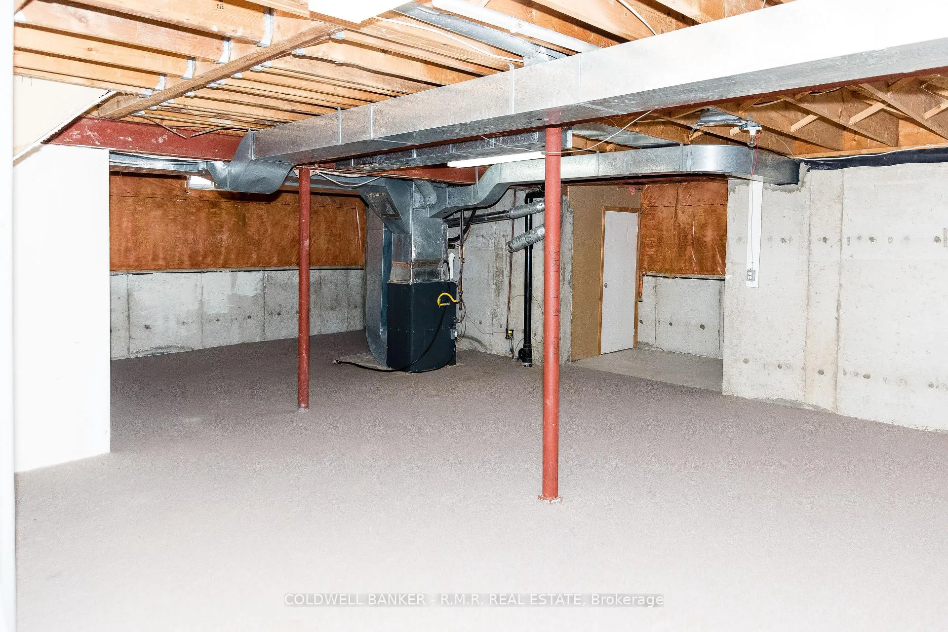 Photo 14 of 11 Foster Crescent, Whitby, Rolling Acres — HOMEH