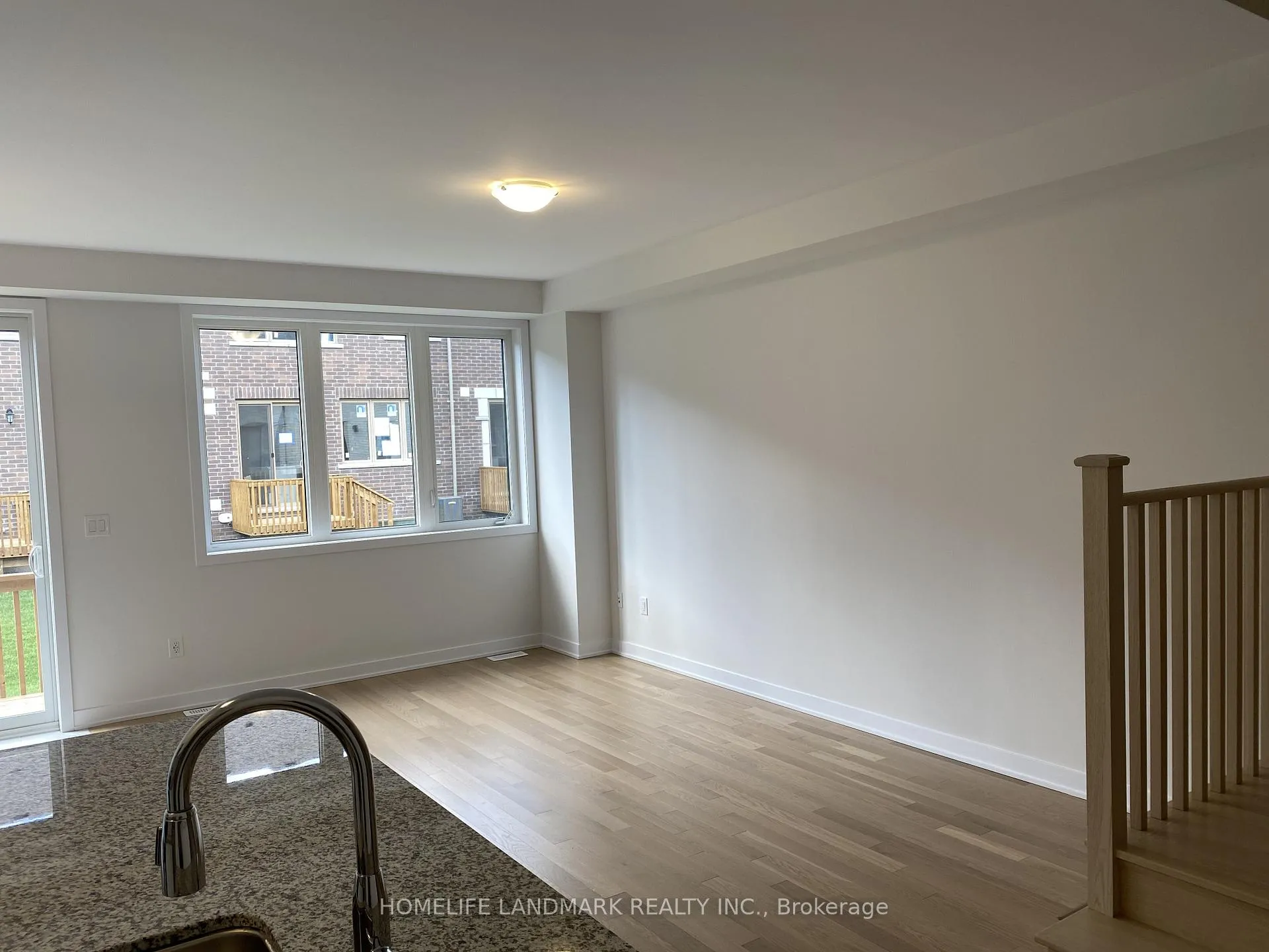 Photo 9 of 36 John Canning Way E, Markham, Unionville — HOMEH