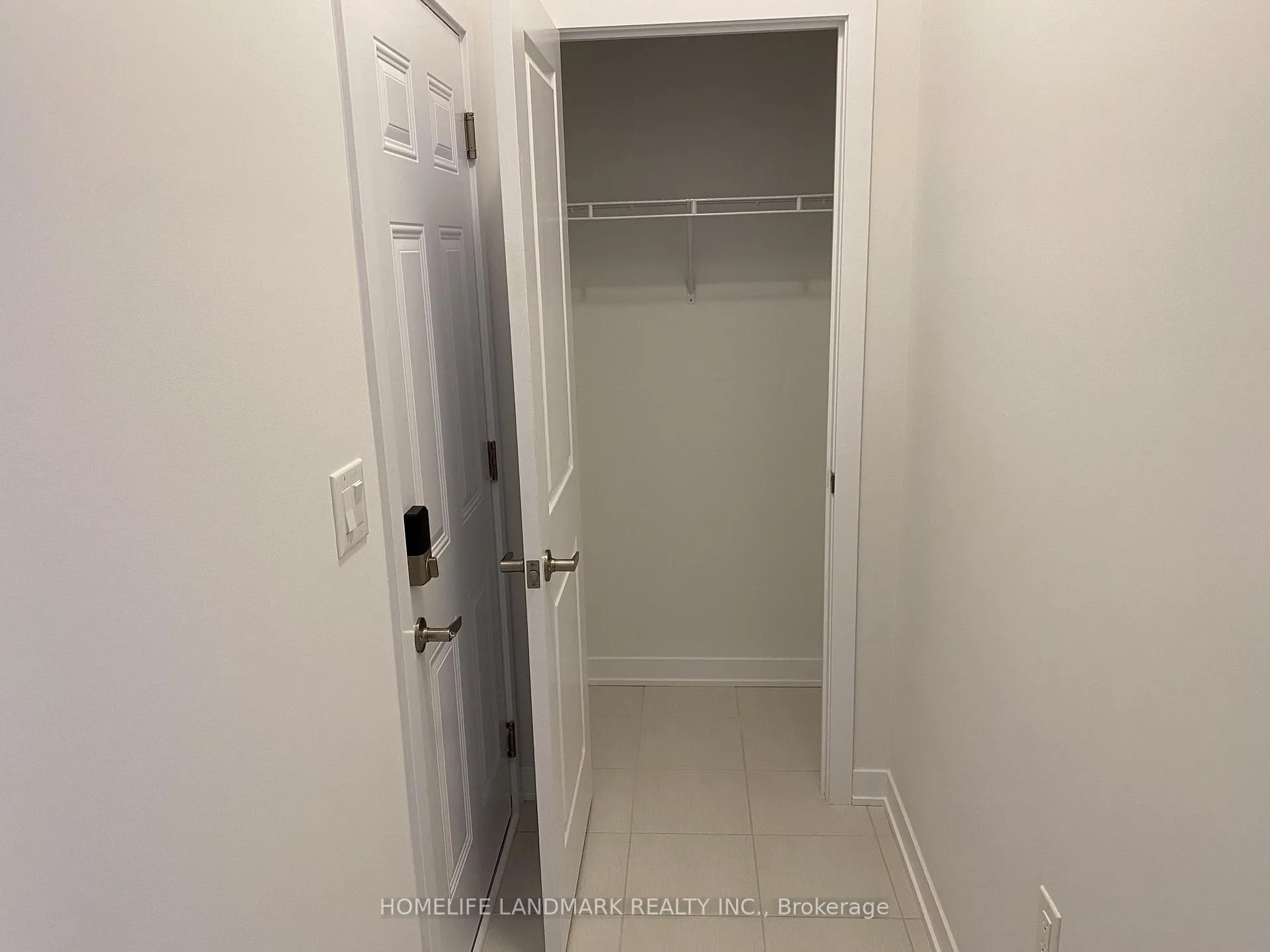 Photo 12 of 36 John Canning Way E, Markham, Unionville — HOMEH