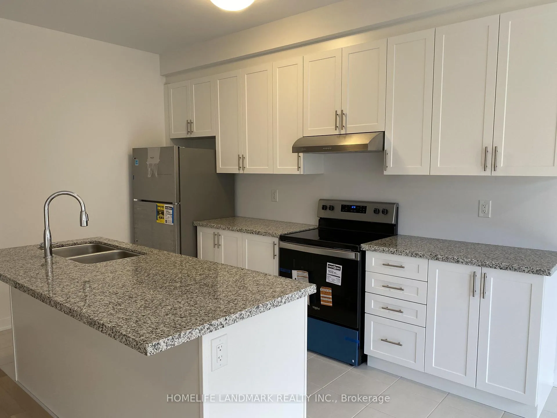 Photo 15 of 36 John Canning Way E, Markham, Unionville — HOMEH