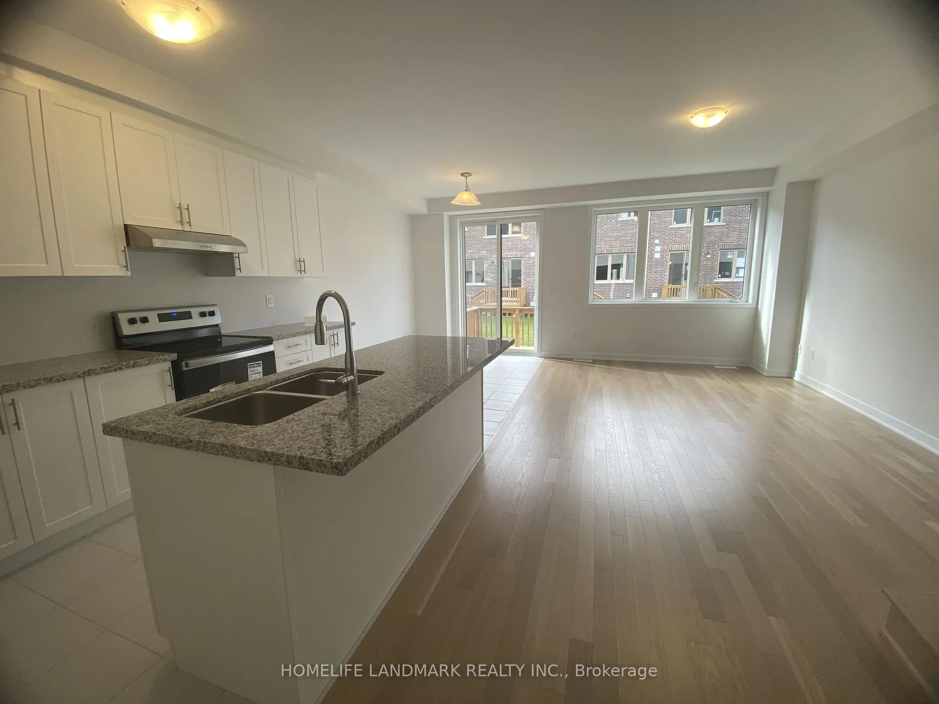 Photo 17 of 36 John Canning Way E, Markham, Unionville — HOMEH