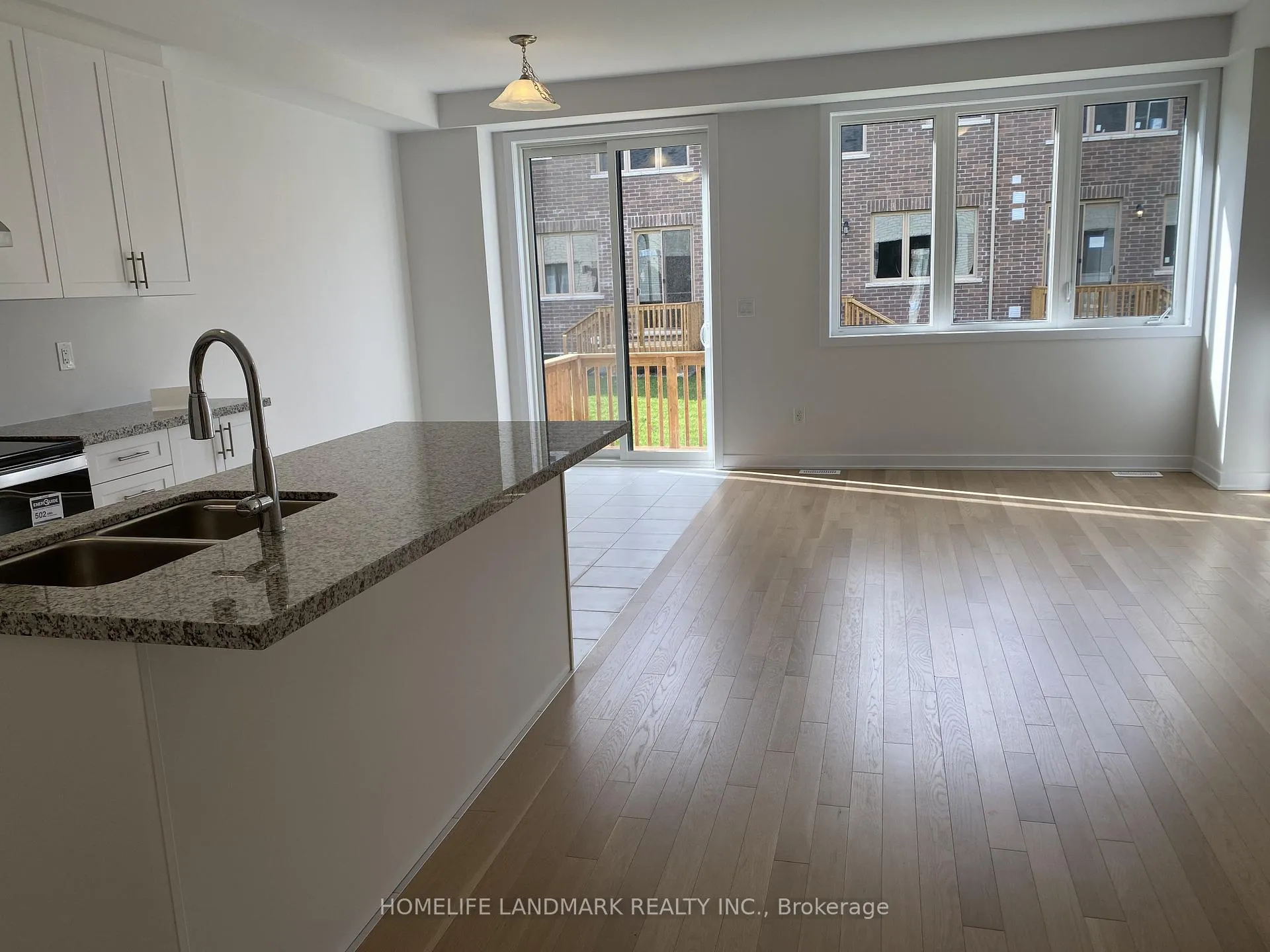 Photo 19 of 36 John Canning Way E, Markham, Unionville — HOMEH