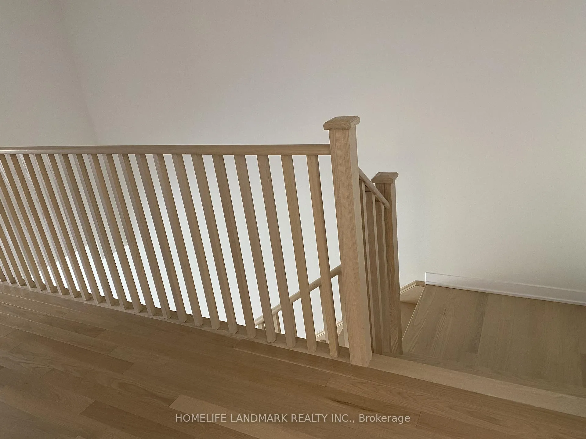 Photo 33 of 36 John Canning Way E, Markham, Unionville — HOMEH