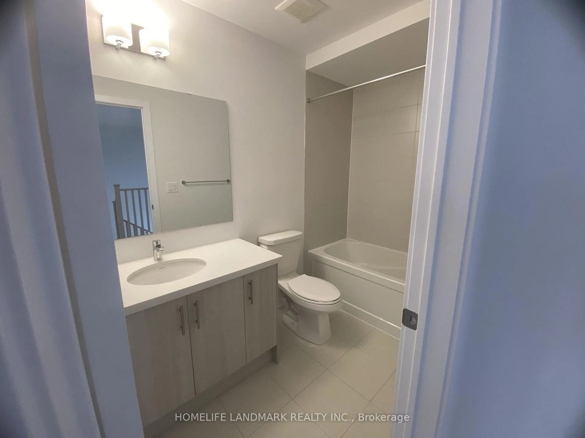 Photo 34 of 36 John Canning Way E, Markham, Unionville — HOMEH