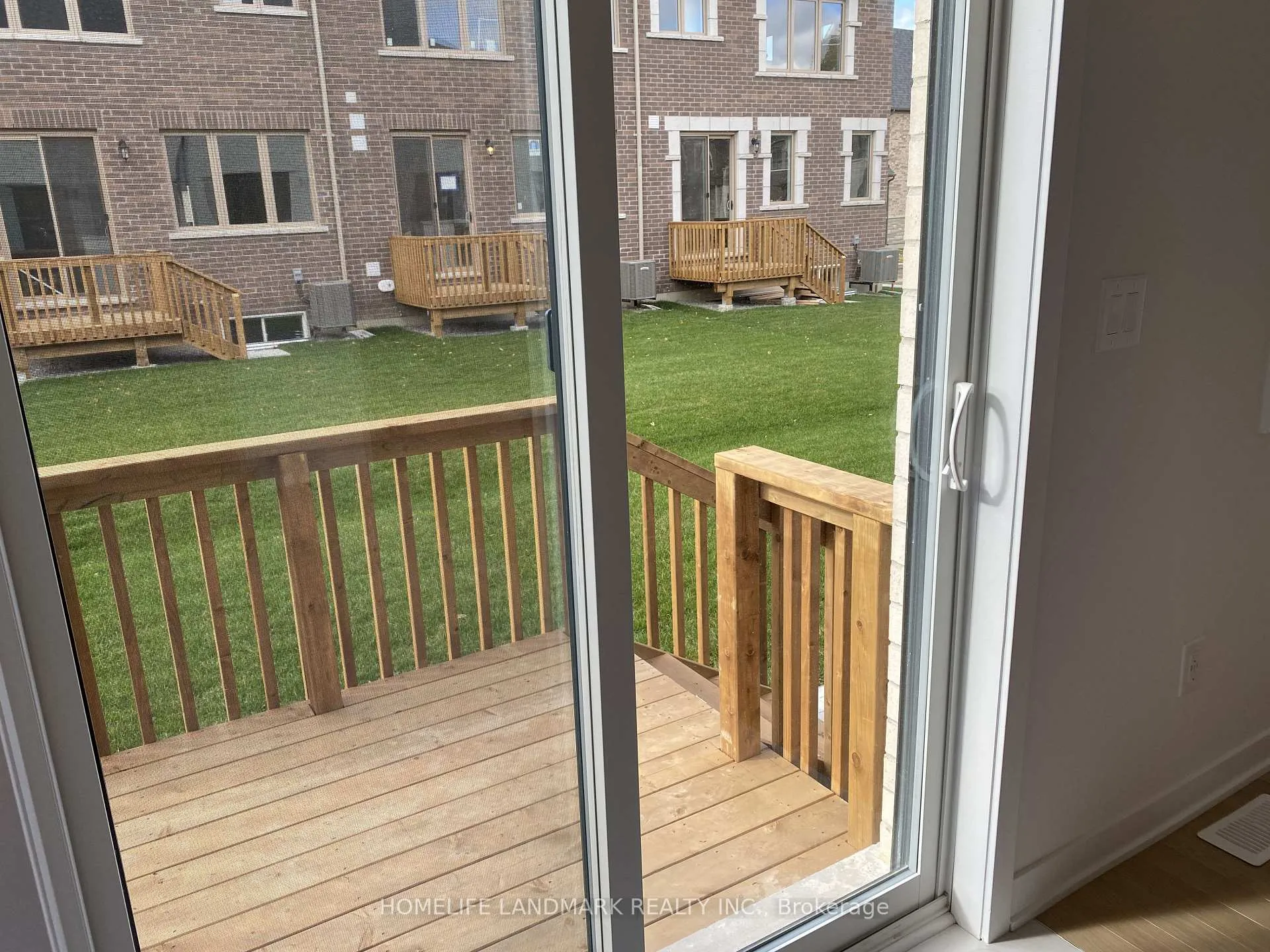 Photo 47 of 36 John Canning Way E, Markham, Unionville — HOMEH
