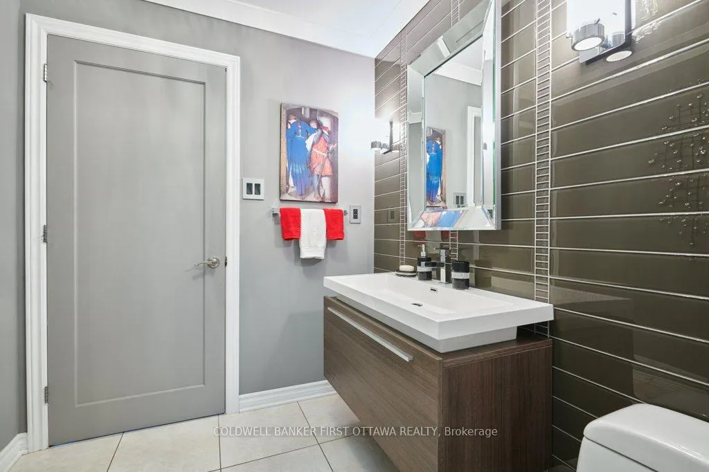 Photo 14 of 1592 Zachary Street, Ottawa, Chateauneuf — HOMEH