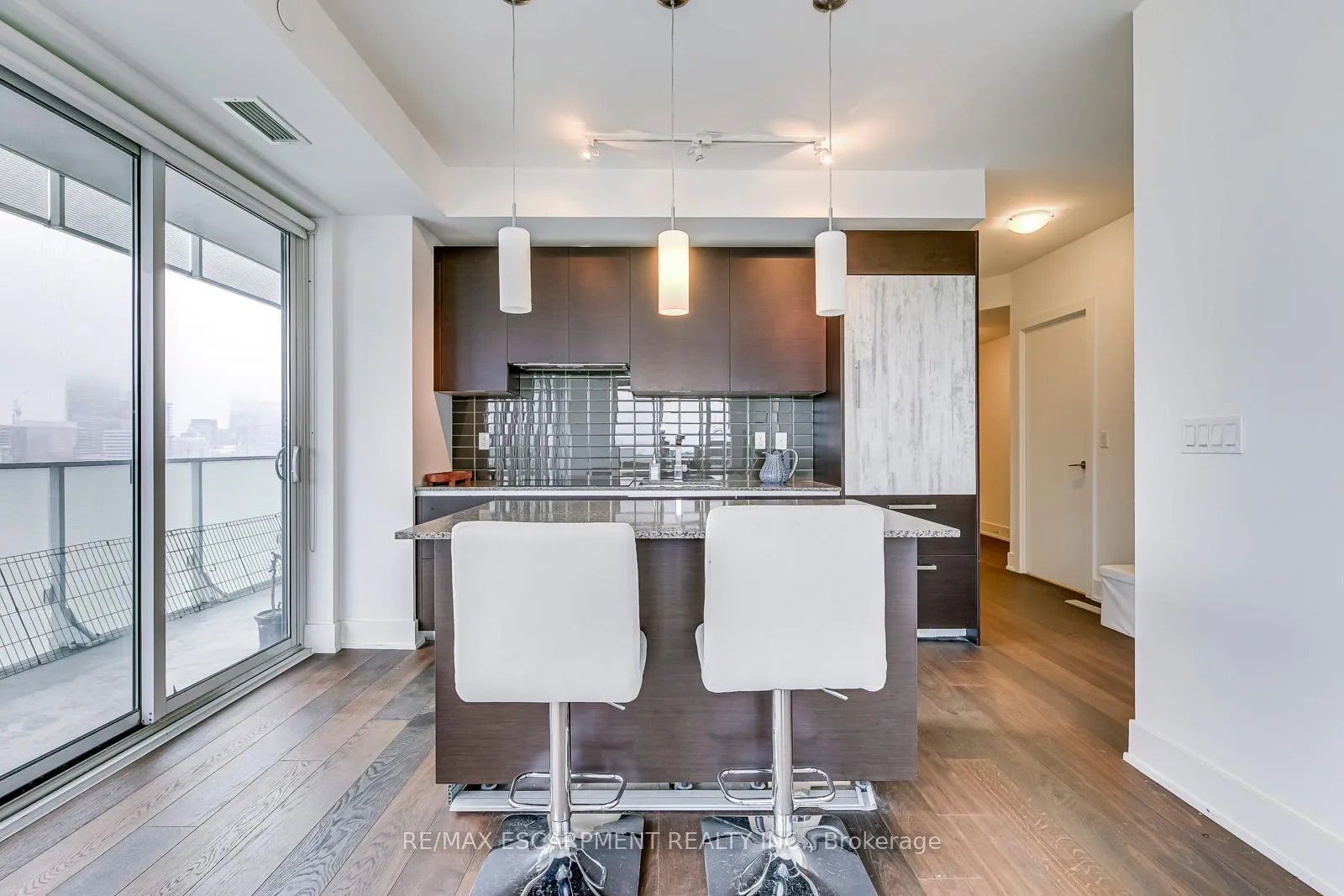 Photo 13 of Unit 2504, 200 Bloor Street W, Toronto, The Annex — HOMEH