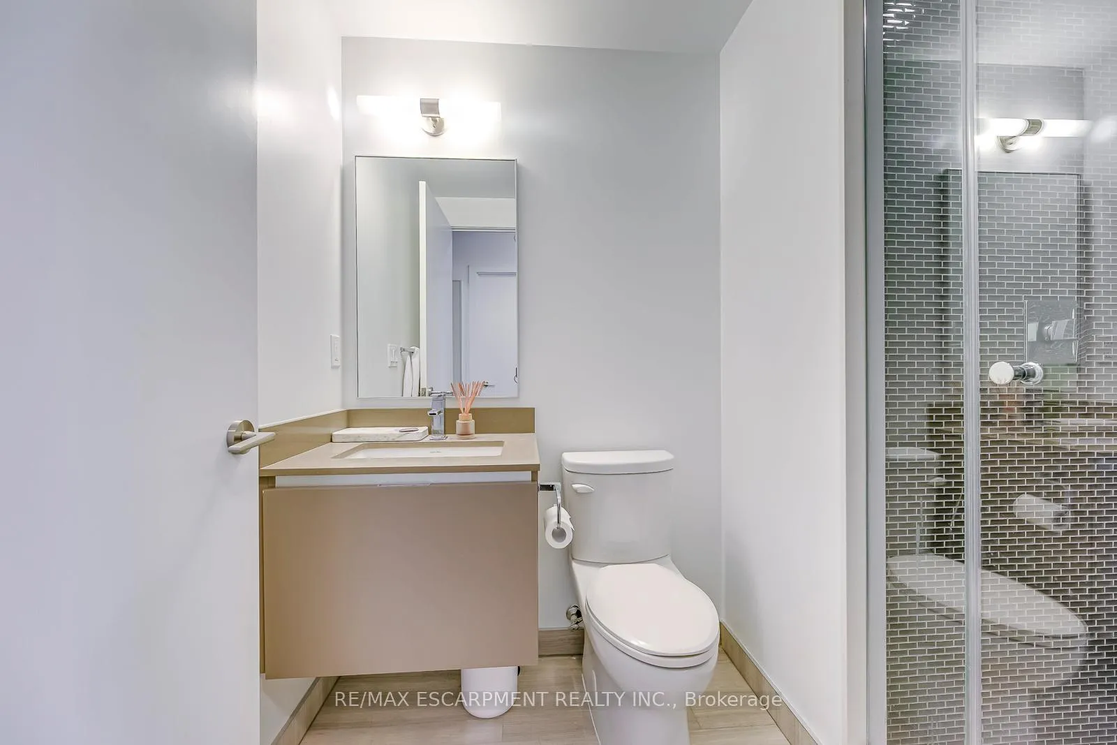 Photo 21 of Unit 2504, 200 Bloor Street W, Toronto, The Annex — HOMEH