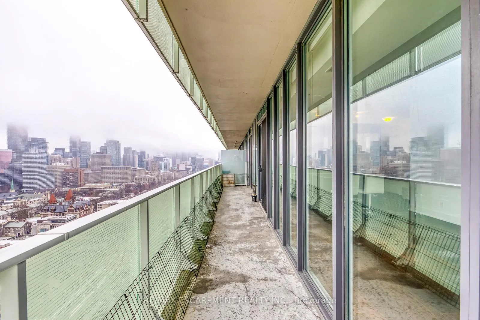 Photo 32 of Unit 2504, 200 Bloor Street W, Toronto, The Annex — HOMEH