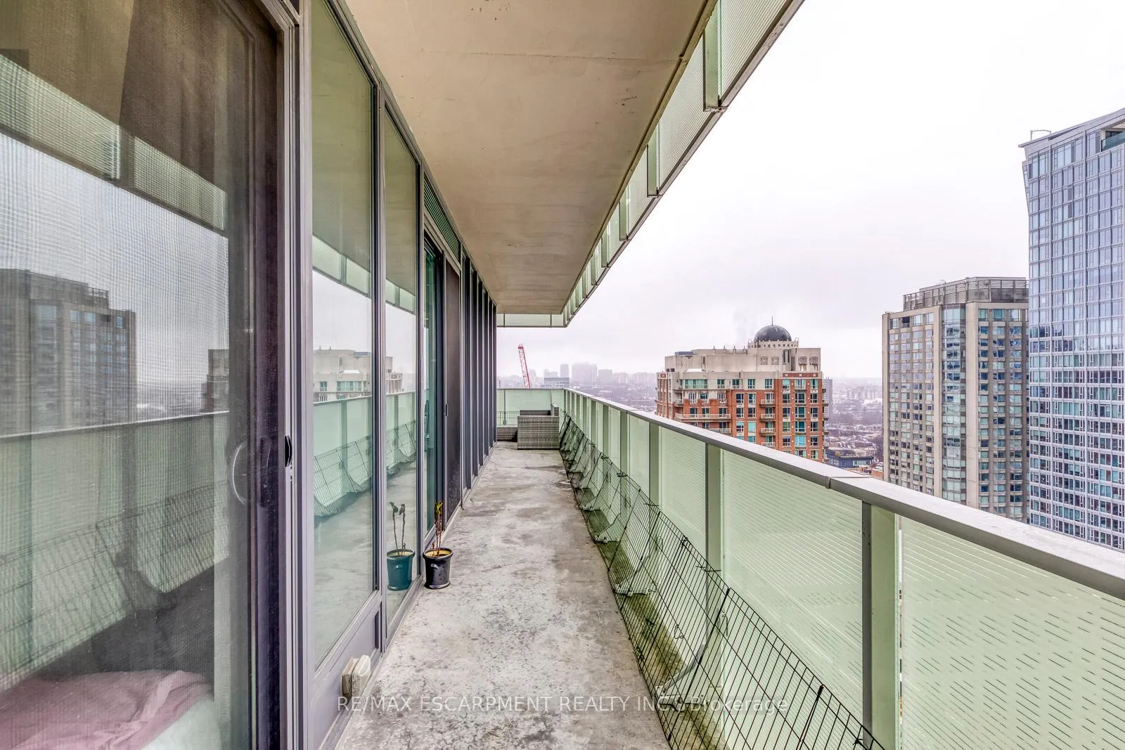 Photo 33 of Unit 2504, 200 Bloor Street W, Toronto, The Annex — HOMEH