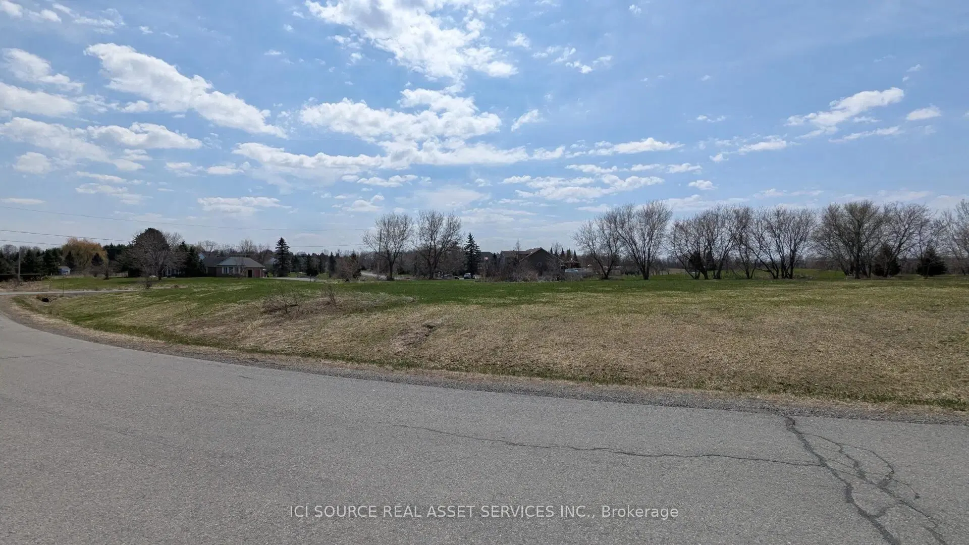 Photo 9 of 1198 Arbuste Avenue, Ottawa, Cumberland Ridge — HOMEH