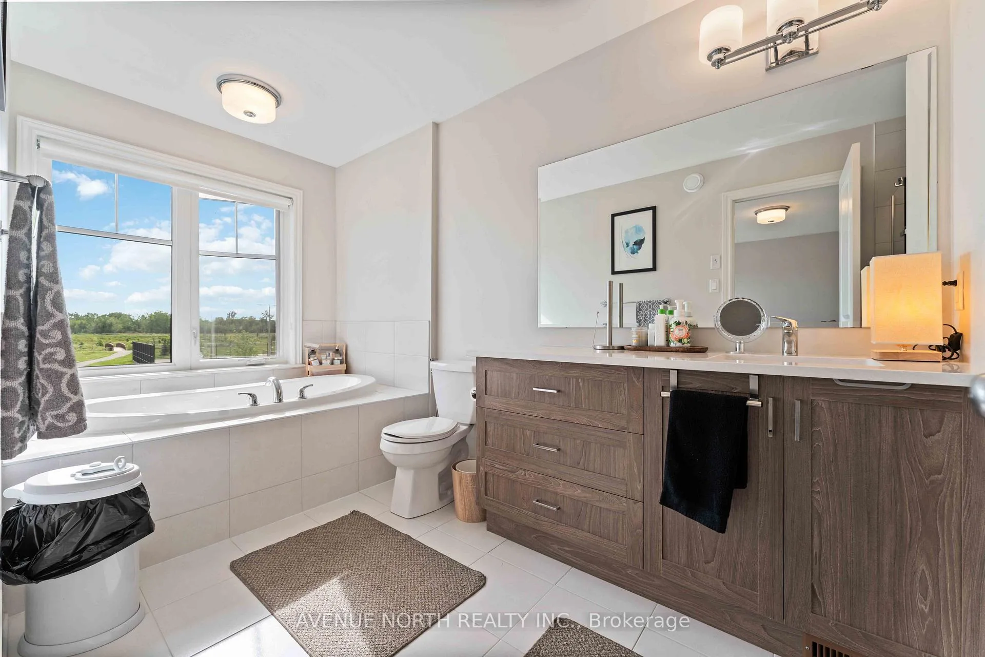 Photo 13 of 4009 Kelly Farm Drive, Ottawa, Blossom Park/Kemp Park/Findlay Creek — HOMEH