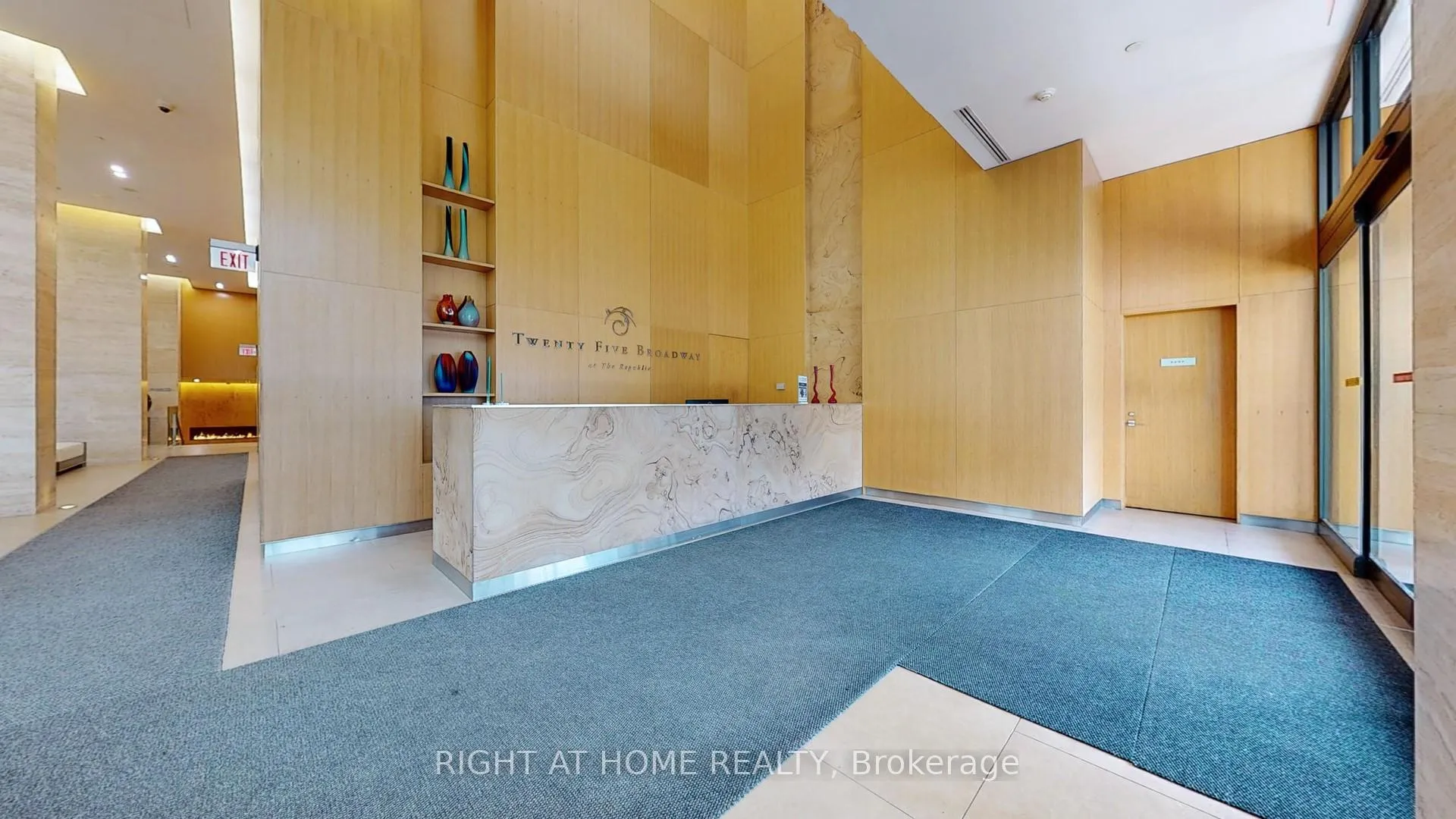 Photo 3 of Unit 505, 25 Broadway Avenue, Toronto, Mount Pleasant West — HOMEH