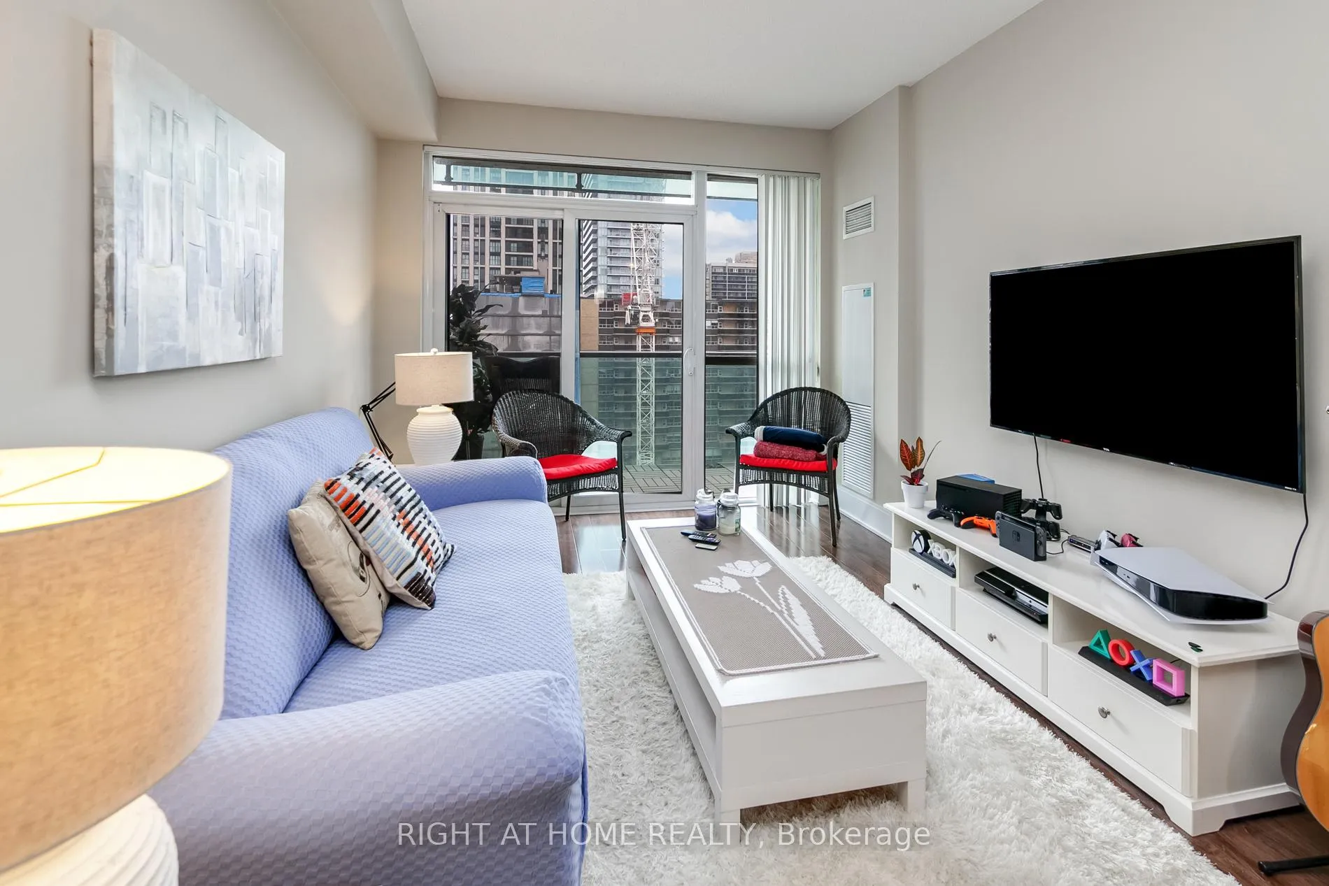 Photo 16 of Unit 505, 25 Broadway Avenue, Toronto, Mount Pleasant West — HOMEH
