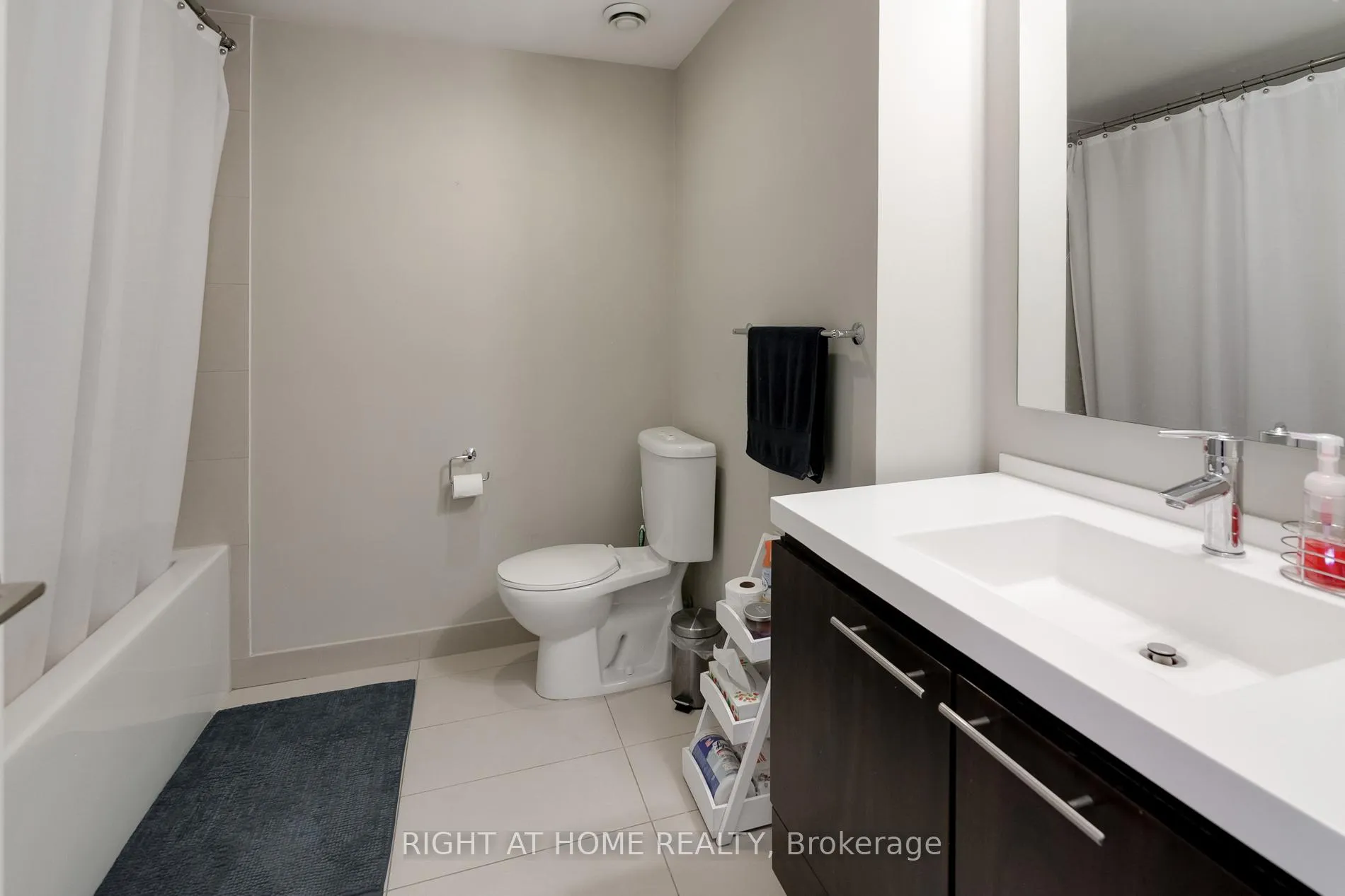 Photo 18 of Unit 505, 25 Broadway Avenue, Toronto, Mount Pleasant West — HOMEH