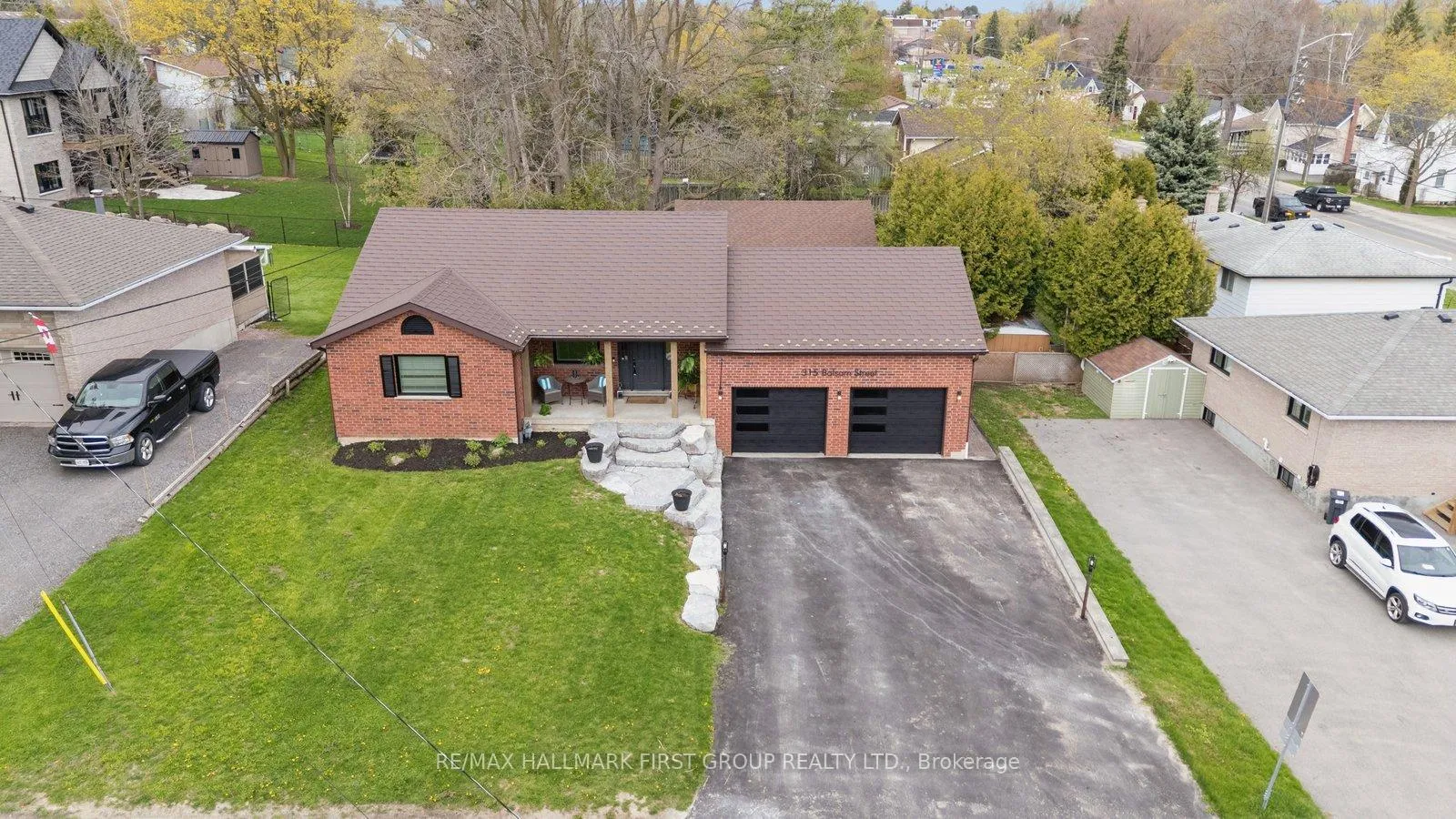 Photo 2 of 315 Balsam Street, Scugog, Port Perry — HOMEH