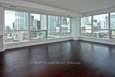 Photo 4 of Unit 1607, 1 Scott Street, Toronto, Waterfront Communities — HOMEH
