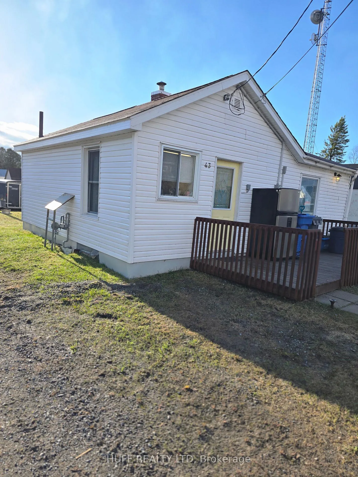 Photo 1 of 43 Fourth Street, Englehart, Central Timiskaming — HOMEH