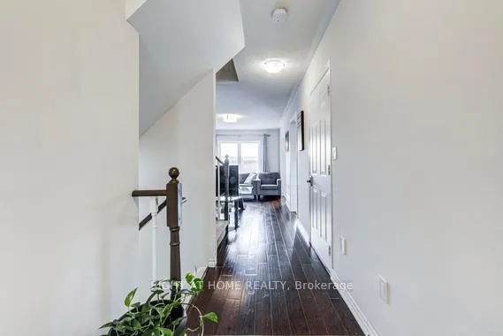 Photo 6 of 4864 Capri Crescent, Burlington, Alton — HOMEH